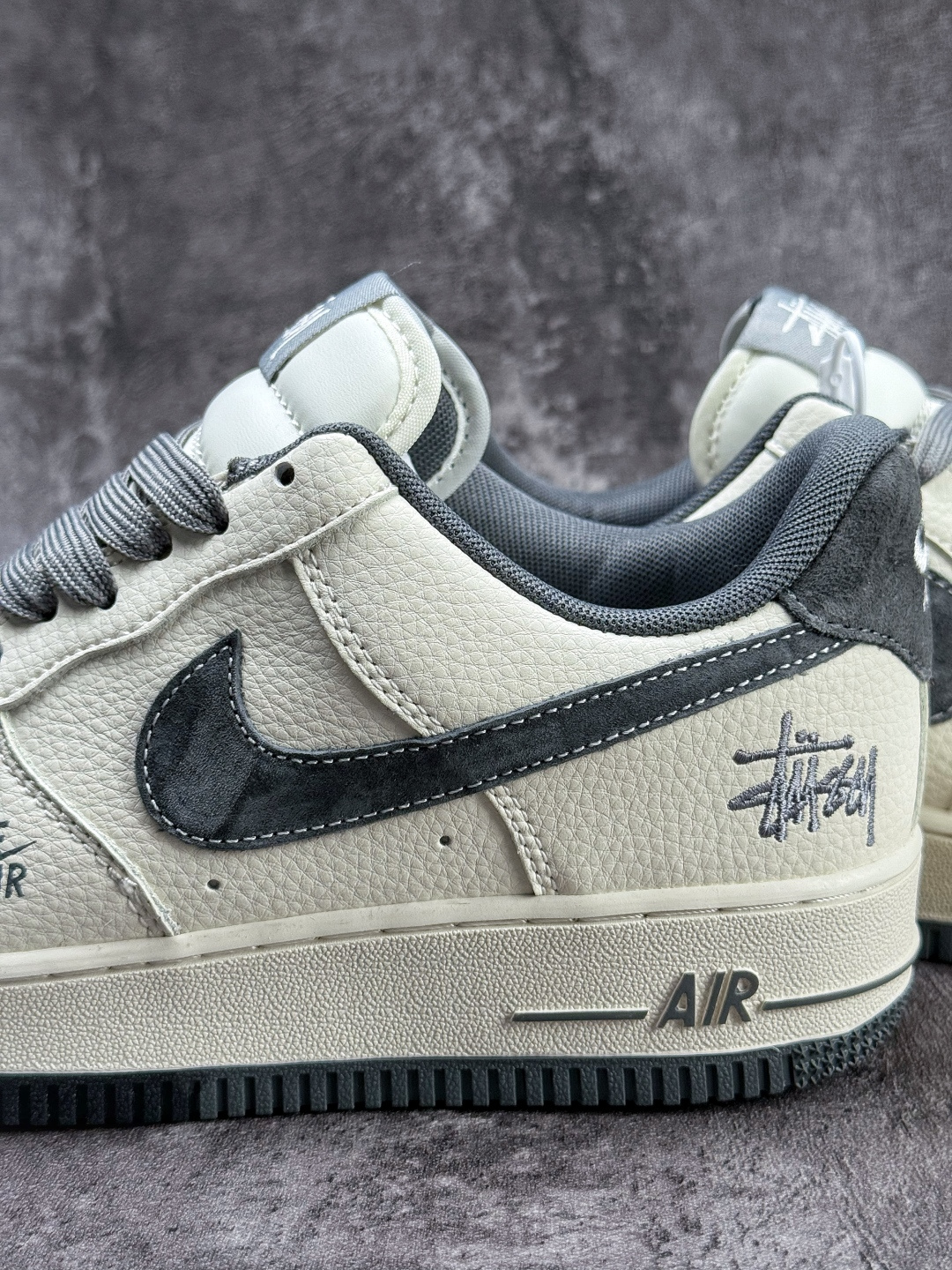 210 Nike Air Force 1 Low 07 x Stussy 白灰小勾 DN1688-814-Chinese UA Cheap High Quatity Brand Clothes Bags handbags Sneakers wholesale wholesaler seller from China Factory suppliers Fashion Clothing Shoes best Quality Beautiful Price 210 Nike Air Force 1 Low 07 x Stussy 白灰小勾 DN1688-814