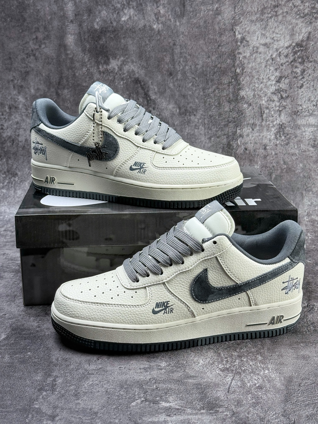 210 Nike Air Force 1 Low 07 x Stussy 白灰小勾 DN1688-814-Chinese UA Cheap High Quatity Brand Clothes Bags handbags Sneakers wholesale wholesaler seller from China Factory suppliers Fashion Clothing Shoes best Quality Beautiful Price 210 Nike Air Force 1 Low 07 x Stussy 白灰小勾 DN1688-814
