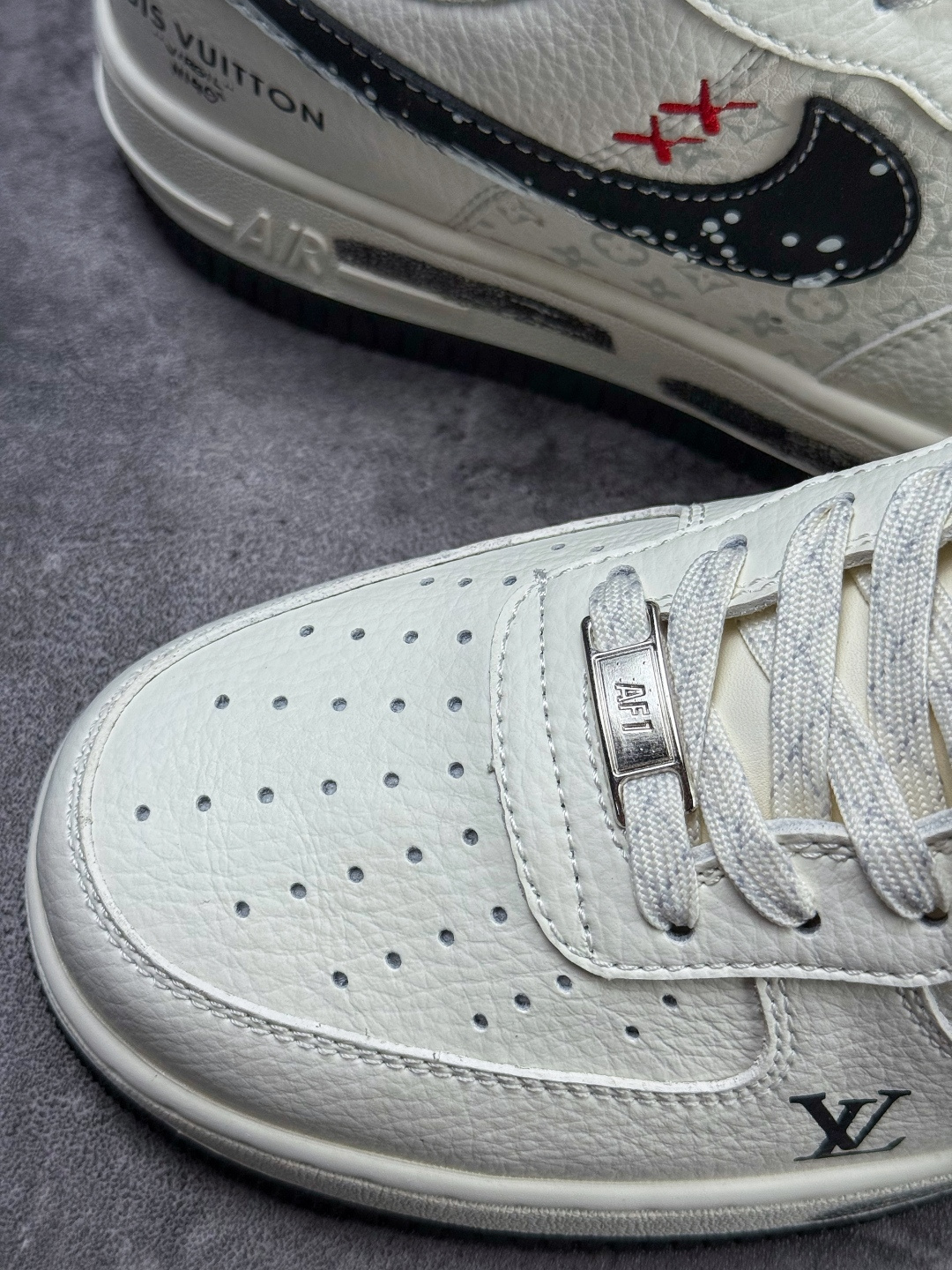 Nike Air Force 1 Low 07 x Louis Vuitton 白黑 KG6699-F32-Top High Quatity Cheap Sneakers Fashion Clothing Clothes Bags handbags Shoes of all Brand wholesale With The best Quality And Beautiful Price from China Factory Chinese suppliers wholesaler seller Nike Air Force 1 Low 07 x Louis Vuitton 白黑 KG6699-F32