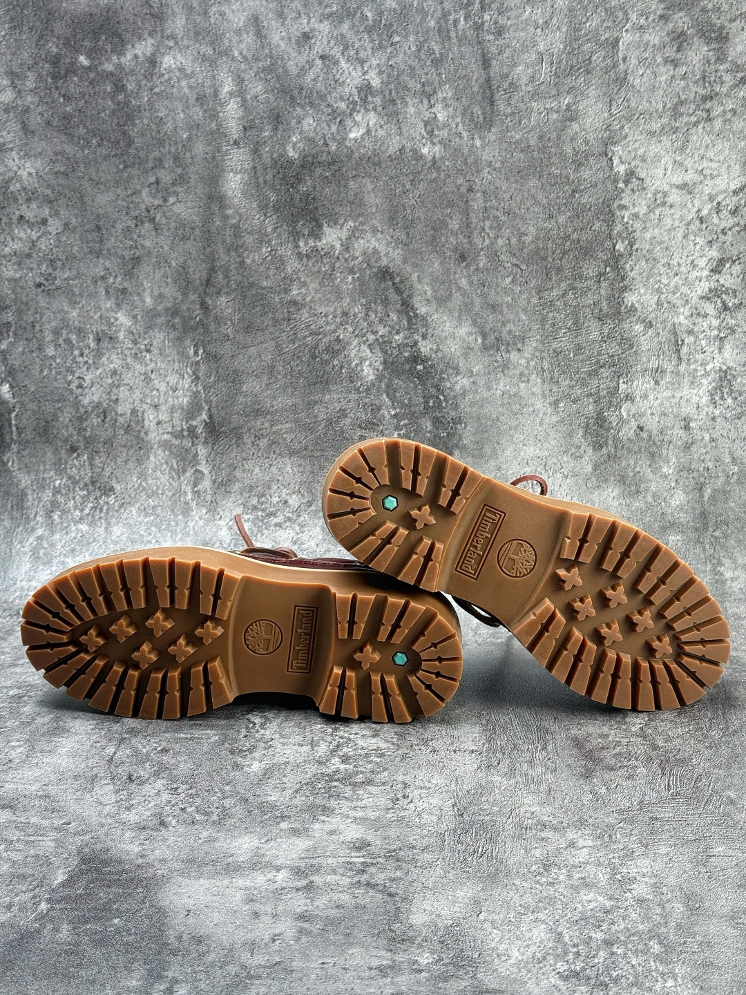 Timberland添柏岚 Stone Street 必备户外休闲大黄靴系列 TB 01006 713-Top High Quatity Cheap Sneakers Fashion Clothing Clothes Bags handbags Shoes of all Brand wholesale With The best Quality And Beautiful Price from China Factory Chinese suppliers wholesaler seller Timberland添柏岚 Stone Street 必备户外休闲大黄靴系列 TB 01006 713