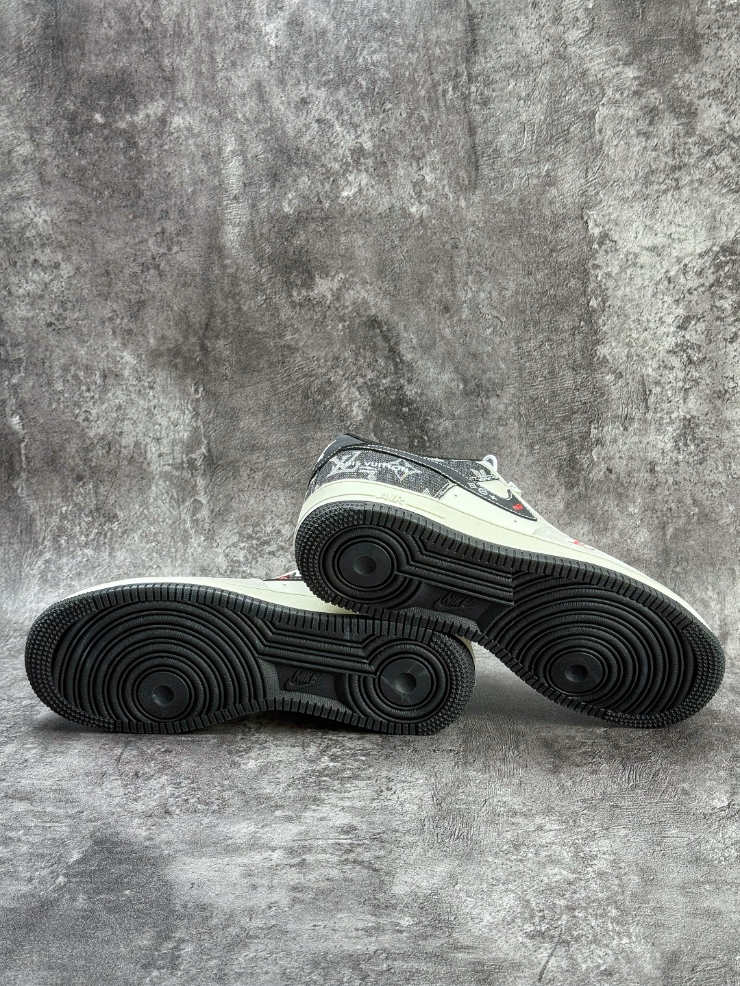 Nike Air Force 1 Low 07 x Louis Vuitton 白黑满天星 KG6699-F55-Top High Quatity Cheap Sneakers Fashion Clothing Clothes Bags handbags Shoes of all Brand wholesale With The best Quality And Beautiful Price from China Factory Chinese suppliers wholesaler seller Nike Air Force 1 Low 07 x Louis Vuitton 白黑满天星 KG6699-F55