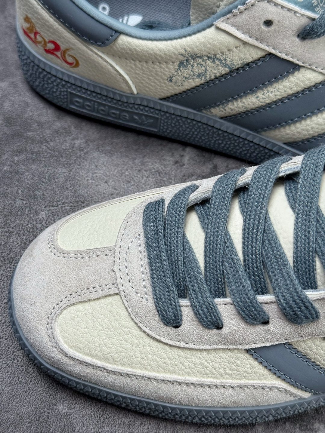 190 C版 Adidas Gazelle INdoor 马年定制 SD6837-Chinese UA Cheap High Quatity Brand Clothes Bags handbags Sneakers wholesale wholesaler seller from China Factory suppliers Fashion Clothing Shoes best Quality Beautiful Price 190 C版 Adidas Gazelle INdoor 马年定制 SD6837