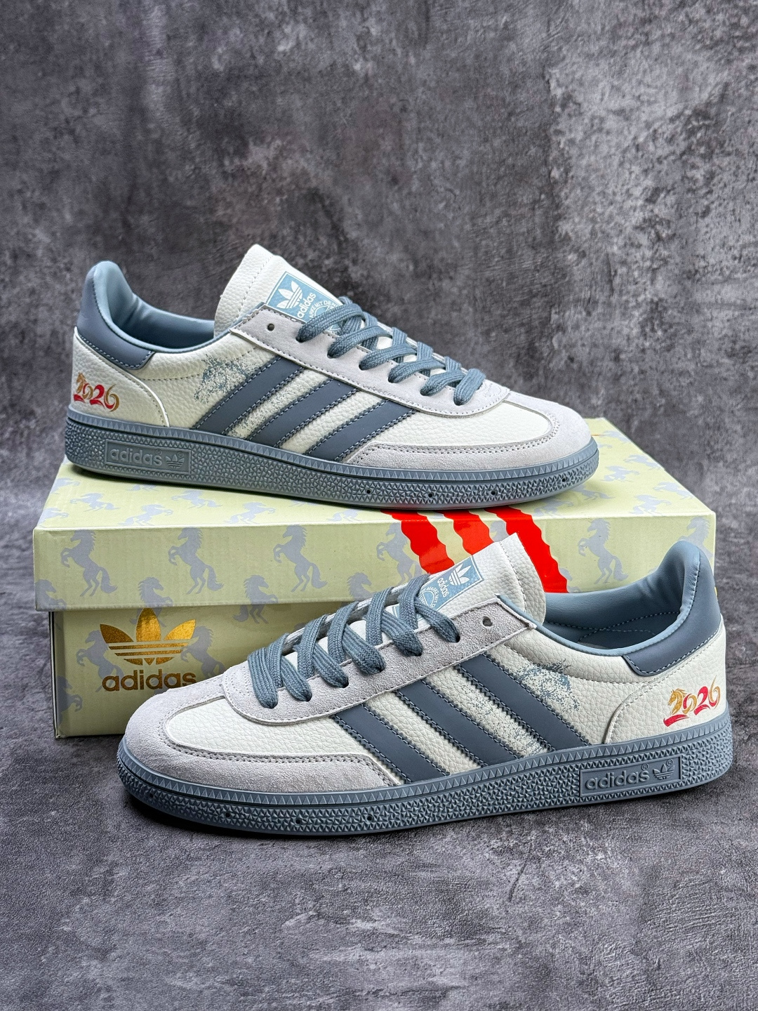 190 C版 Adidas Gazelle INdoor 马年定制 SD6837-Chinese UA Cheap High Quatity Brand Clothes Bags handbags Sneakers wholesale wholesaler seller from China Factory suppliers Fashion Clothing Shoes best Quality Beautiful Price 190 C版 Adidas Gazelle INdoor 马年定制 SD6837