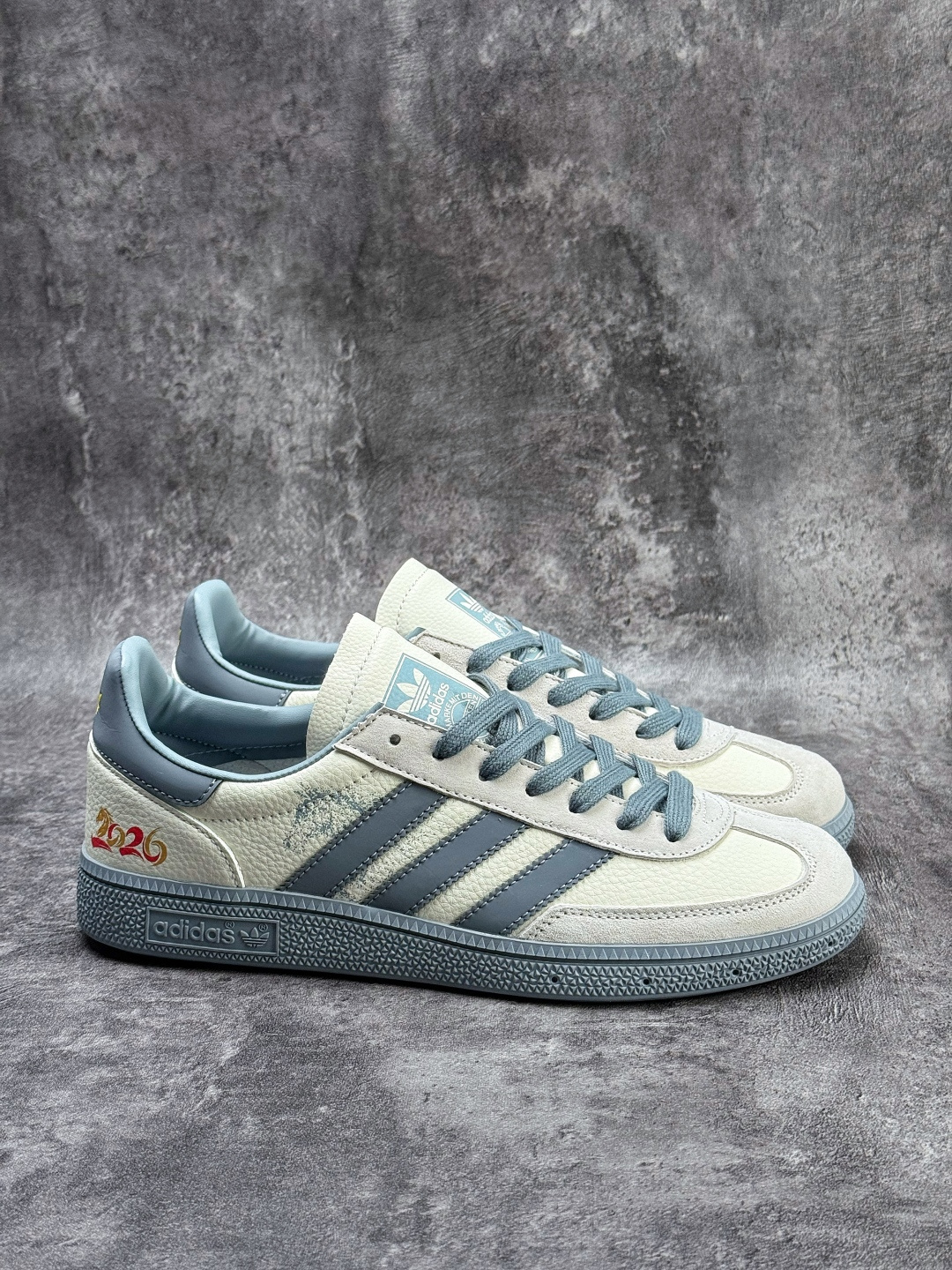 190 C版 Adidas Gazelle INdoor 马年定制 SD6837-Chinese UA Cheap High Quatity Brand Clothes Bags handbags Sneakers wholesale wholesaler seller from China Factory suppliers Fashion Clothing Shoes best Quality Beautiful Price 190 C版 Adidas Gazelle INdoor 马年定制 SD6837