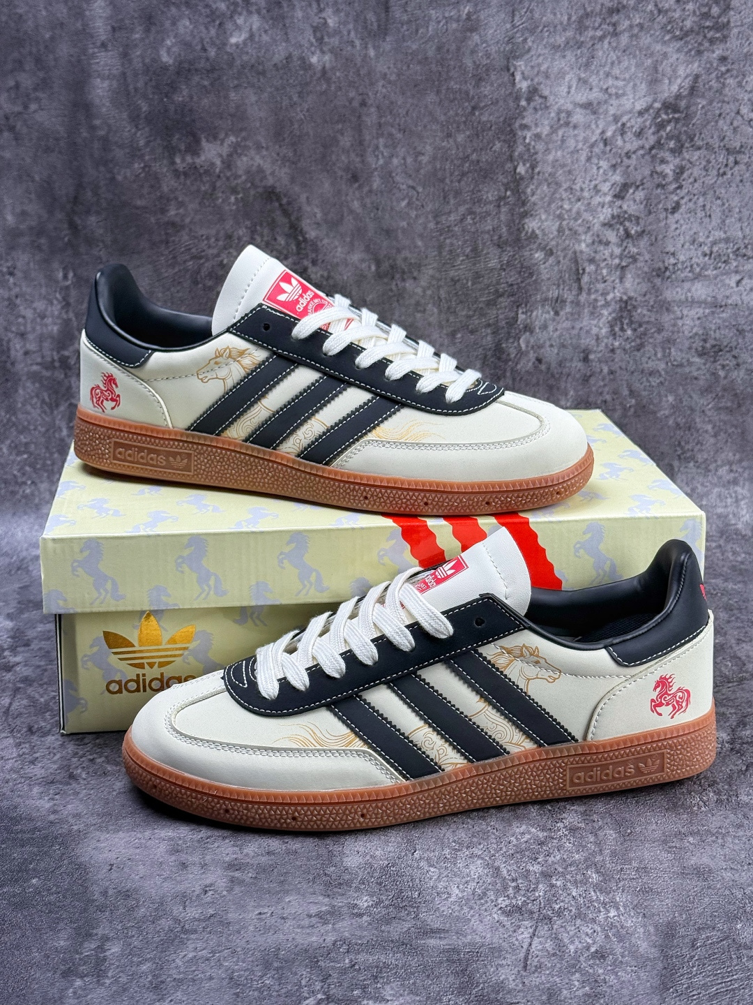 F版 马年新款海外定制限量发售 Adidas Originals GAZELLE BOLD W“马年联名限定”限定德训鞋 JJ2622-Top High Quatity Cheap Sneakers Fashion Clothing Clothes Bags handbags Shoes of all Brand wholesale With The best Quality And Beautiful Price from China Factory Chinese suppliers wholesaler seller F版 马年新款海外定制限量发售 Adidas Originals GAZELLE BOLD W“马年联名限定”限定德训鞋 JJ2622