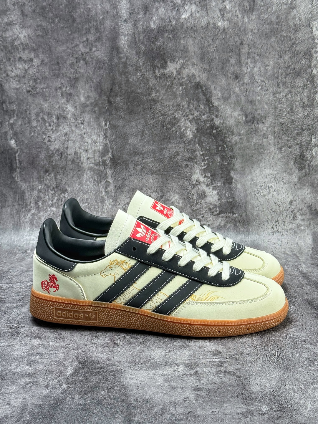 F版 马年新款海外定制限量发售 Adidas Originals GAZELLE BOLD W“马年联名限定”限定德训鞋 JJ2622-Top High Quatity Cheap Sneakers Fashion Clothing Clothes Bags handbags Shoes of all Brand wholesale With The best Quality And Beautiful Price from China Factory Chinese suppliers wholesaler seller F版 马年新款海外定制限量发售 Adidas Originals GAZELLE BOLD W“马年联名限定”限定德训鞋 JJ2622
