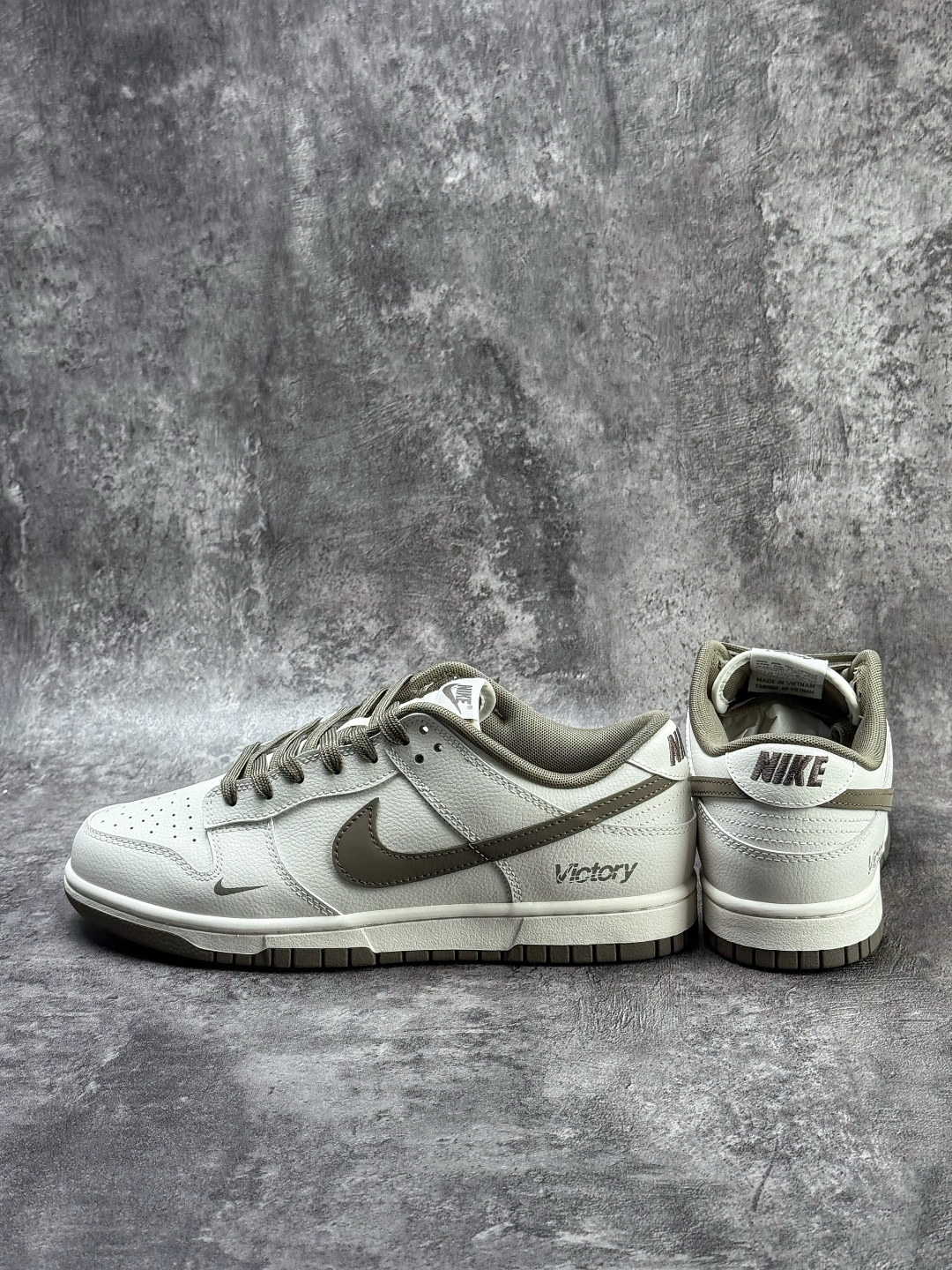 Nike SB Dunk Low 白棕小勾 WG0716-153-Top High Quatity Cheap Sneakers Fashion Clothing Clothes Bags handbags Shoes of all Brand wholesale With The best Quality And Beautiful Price from China Factory Chinese suppliers wholesaler seller Nike SB Dunk Low 白棕小勾 WG0716-153