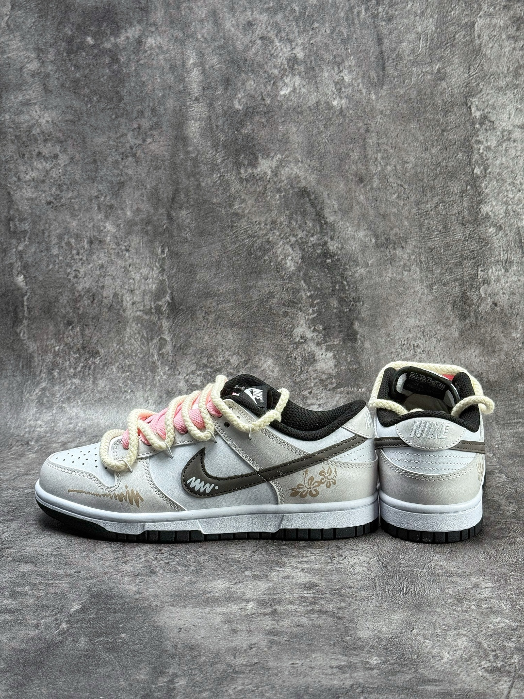 Nike SB Dunk Low 白灰绑带 DD1391-100-Top High Quatity Cheap Sneakers Fashion Clothing Clothes Bags handbags Shoes of all Brand wholesale With The best Quality And Beautiful Price from China Factory Chinese suppliers wholesaler seller Nike SB Dunk Low 白灰绑带 DD1391-100