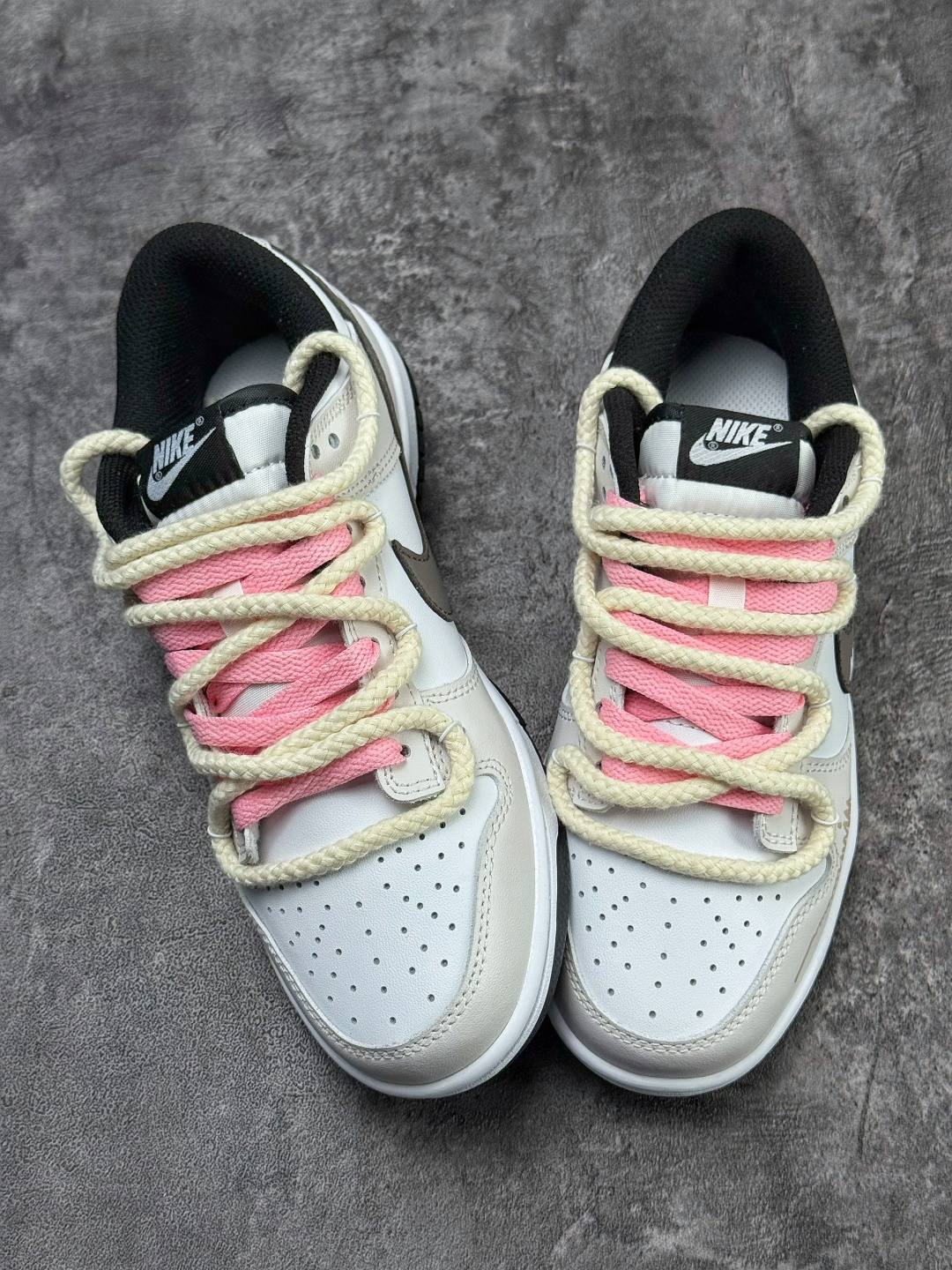 Nike SB Dunk Low 白灰绑带 DD1391-100-Top High Quatity Cheap Sneakers Fashion Clothing Clothes Bags handbags Shoes of all Brand wholesale With The best Quality And Beautiful Price from China Factory Chinese suppliers wholesaler seller Nike SB Dunk Low 白灰绑带 DD1391-100