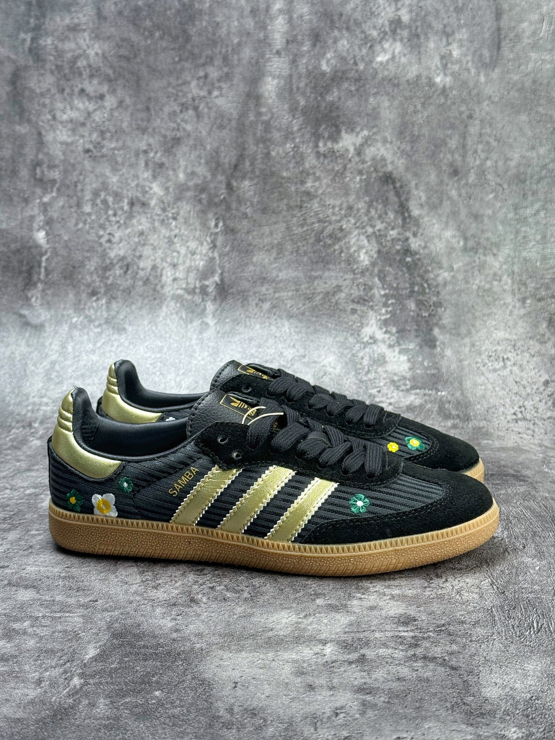 140 adidas originals Samba W 三叶草休闲防滑耐磨低帮板鞋 IH1331-Chinese UA Cheap High Quatity Brand Clothes Bags handbags Sneakers wholesale wholesaler seller from China Factory suppliers Fashion Clothing Shoes best Quality Beautiful Price 140 adidas originals Samba W 三叶草休闲防滑耐磨低帮板鞋 IH1331
