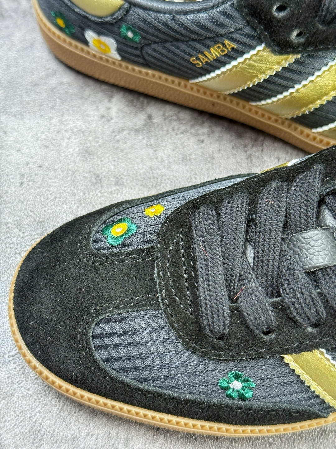 140 adidas originals Samba W 三叶草休闲防滑耐磨低帮板鞋 IH1331-Chinese UA Cheap High Quatity Brand Clothes Bags handbags Sneakers wholesale wholesaler seller from China Factory suppliers Fashion Clothing Shoes best Quality Beautiful Price 140 adidas originals Samba W 三叶草休闲防滑耐磨低帮板鞋 IH1331