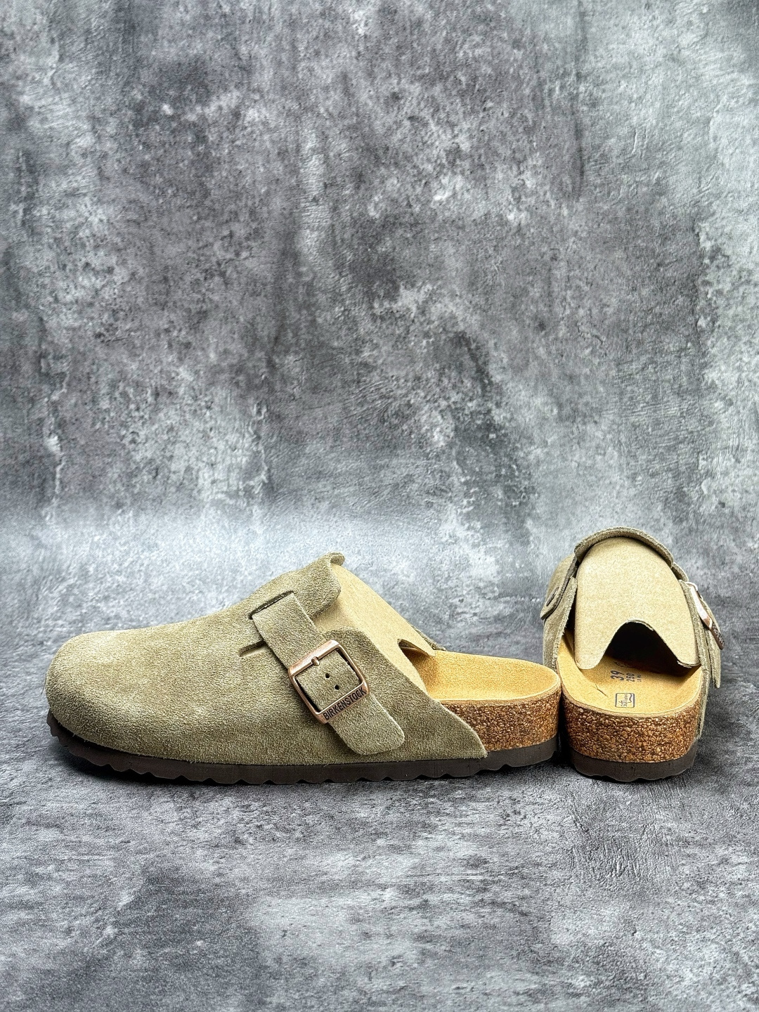 180 德国百年知名鞋履品牌·博肯 Birkenstock 半拖 0560771-Chinese UA Cheap High Quatity Brand Clothes Bags handbags Sneakers wholesale wholesaler seller from China Factory suppliers Fashion Clothing Shoes best Quality Beautiful Price 180 德国百年知名鞋履品牌·博肯 Birkenstock 半拖 0560771