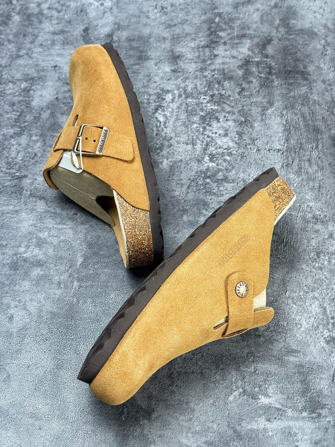 180 德国百年知名鞋履品牌·博肯 Birkenstock 半拖 出品 1009542PP