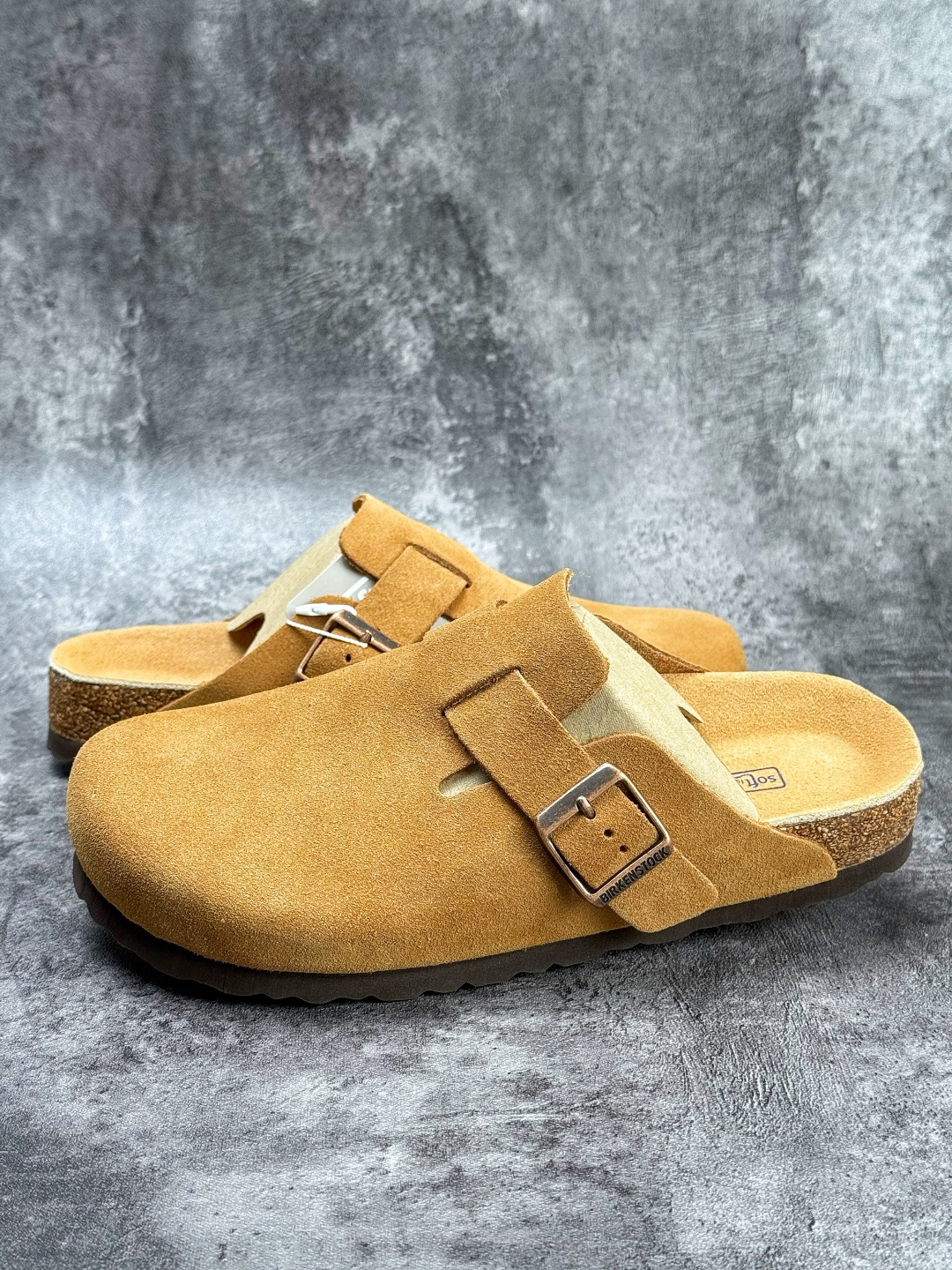 180 德国百年知名鞋履品牌·博肯 Birkenstock 半拖 出品 1009542PP