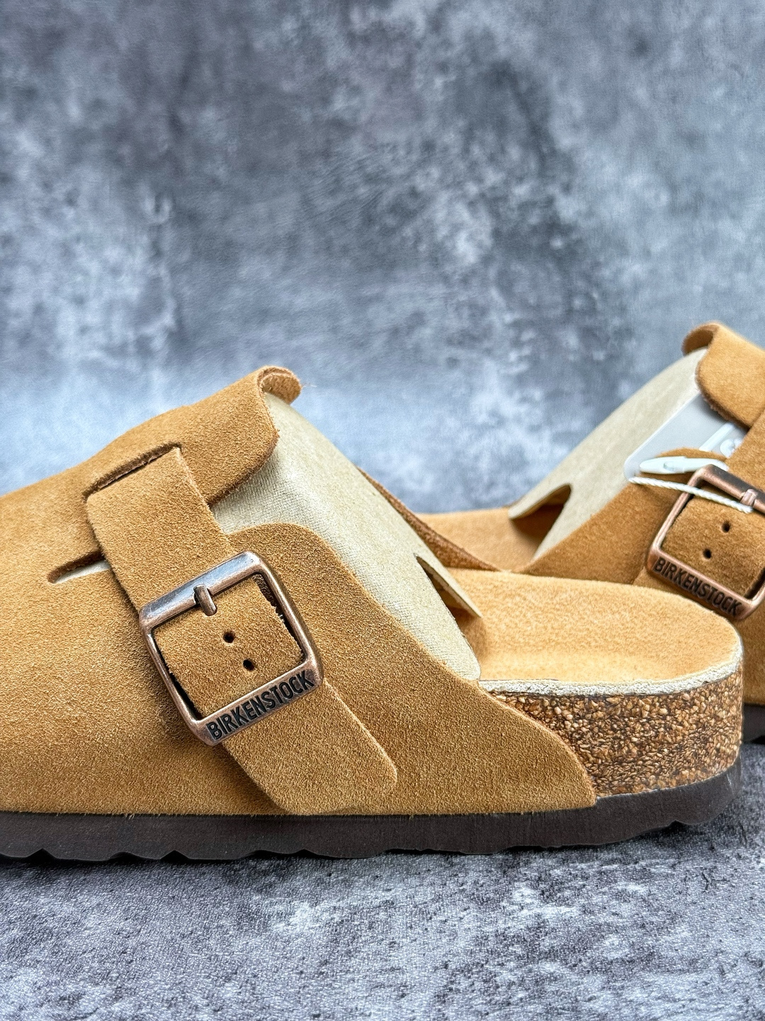 180 德国百年知名鞋履品牌·博肯 Birkenstock 半拖 出品 1009542PP