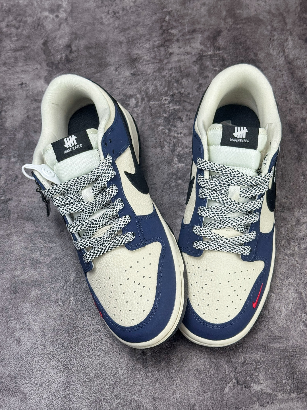 Nike SB Dunk Low x UNDEFEATED 蓝白黑小勾满天星 TX1688-019-Top High Quatity Cheap Sneakers Fashion Clothing Clothes Bags handbags Shoes of all Brand wholesale With The best Quality And Beautiful Price from China Factory Chinese suppliers wholesaler seller Nike SB Dunk Low x UNDEFEATED 蓝白黑小勾满天星 TX1688-019