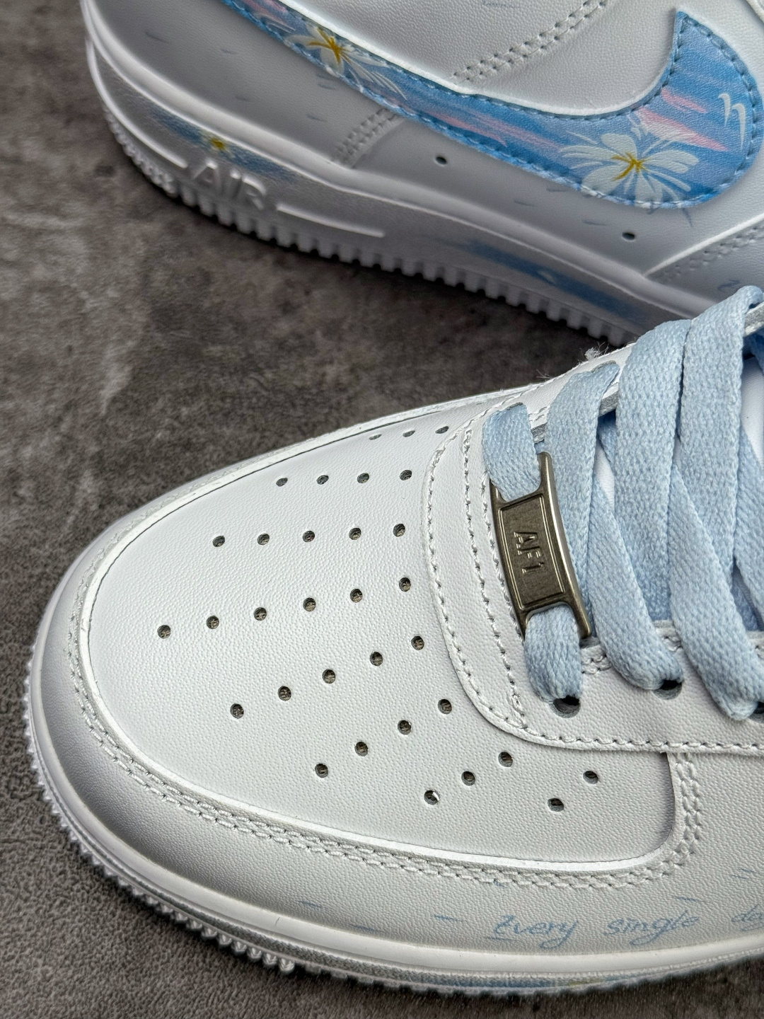 Nike Air Force 1 Low 07 方寸莞香 白蓝 ZH0316-129-Top High Quatity Cheap Sneakers Fashion Clothing Clothes Bags handbags Shoes of all Brand wholesale With The best Quality And Beautiful Price from China Factory Chinese suppliers wholesaler seller Nike Air Force 1 Low 07 方寸莞香 白蓝 ZH0316-129