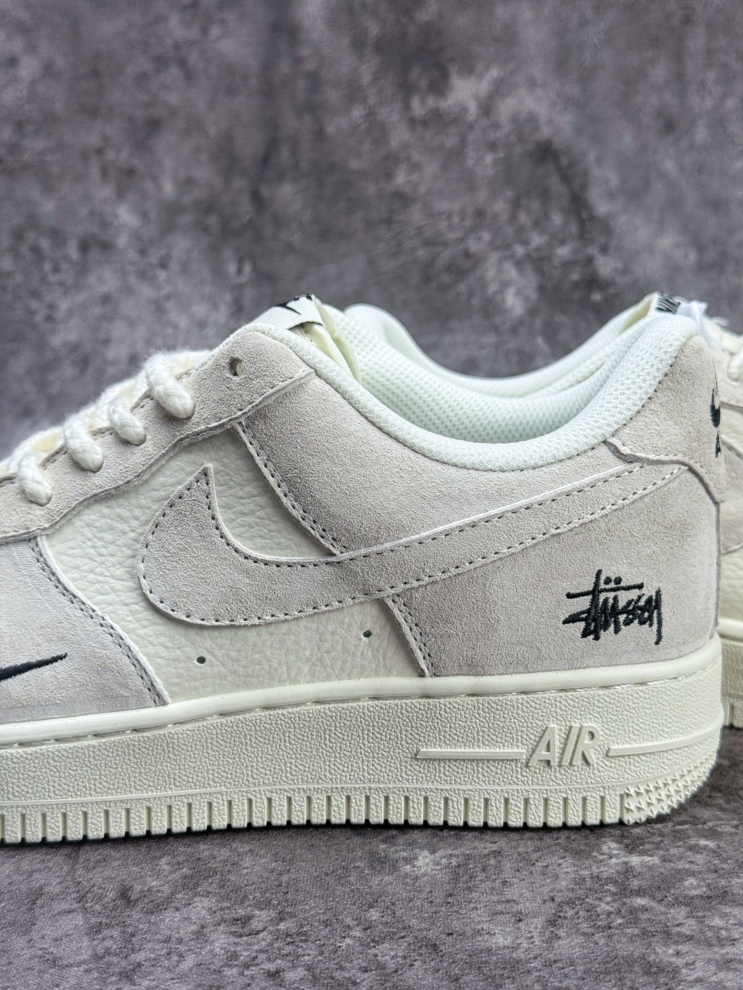 210 Nike Air Force 1 Low 07 x Stussy 灰白小勾 CS5288-097-Chinese UA Cheap High Quatity Brand Clothes Bags handbags Sneakers wholesale wholesaler seller from China Factory suppliers Fashion Clothing Shoes best Quality Beautiful Price 210 Nike Air Force 1 Low 07 x Stussy 灰白小勾 CS5288-097