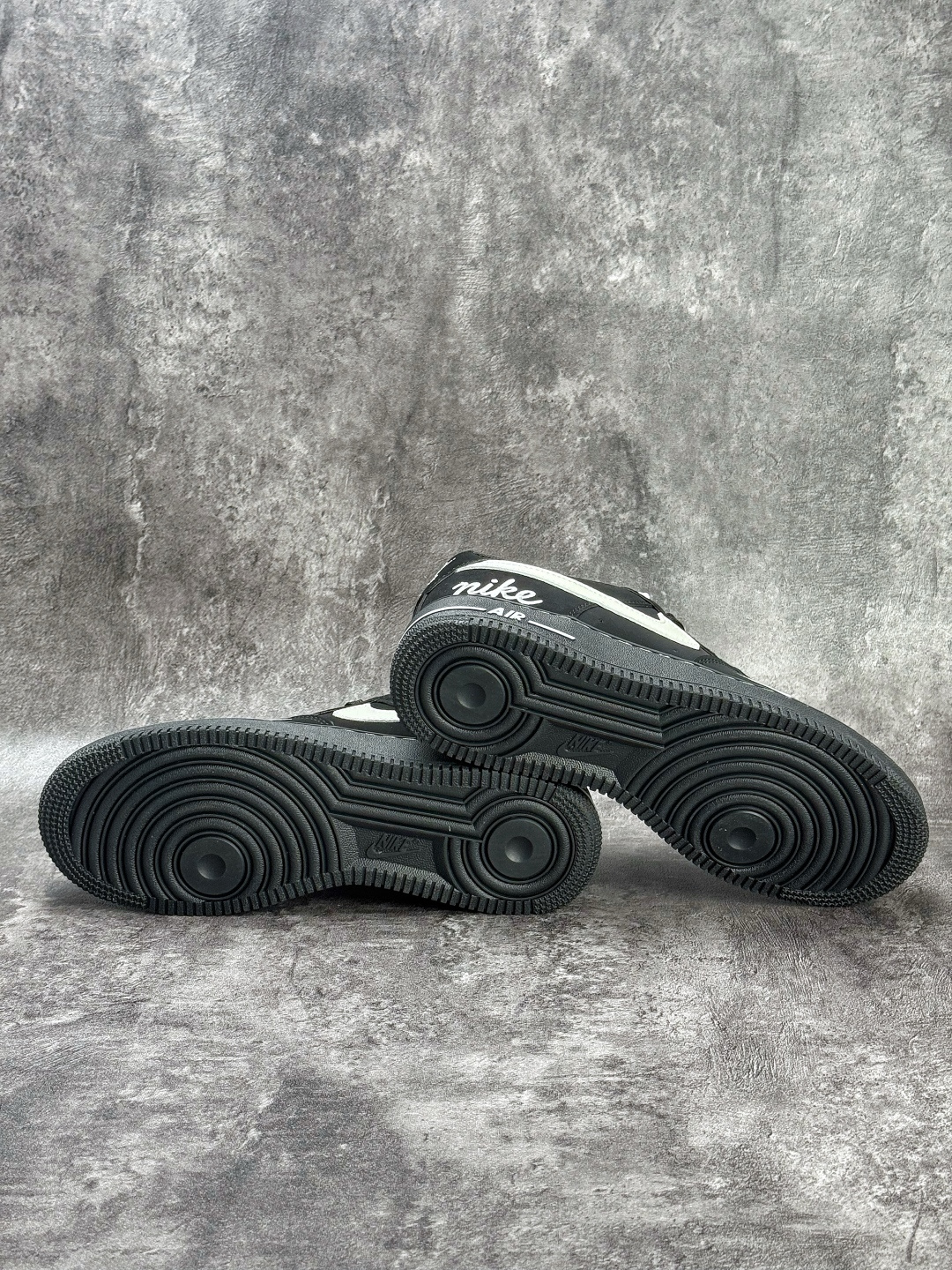 Nike Air Force 1 Low 07 黑白小勾 NH0601-547-Top High Quatity Cheap Sneakers Fashion Clothing Clothes Bags handbags Shoes of all Brand wholesale With The best Quality And Beautiful Price from China Factory Chinese suppliers wholesaler seller Nike Air Force 1 Low 07 黑白小勾 NH0601-547
