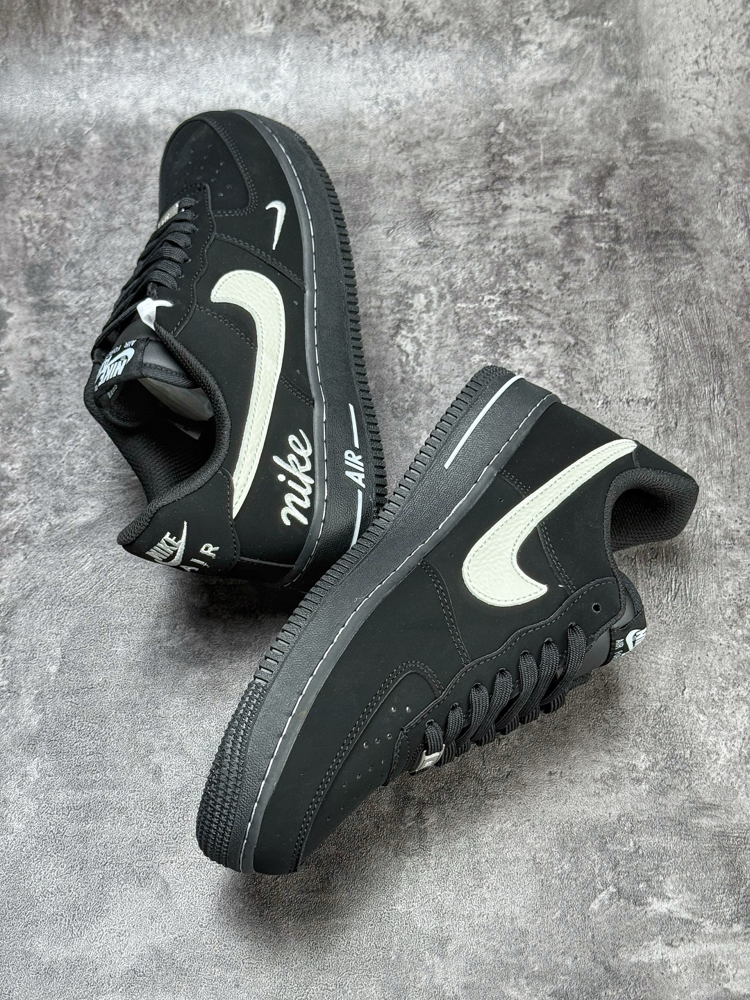 Nike Air Force 1 Low 07 黑白小勾 NH0601-547-Top High Quatity Cheap Sneakers Fashion Clothing Clothes Bags handbags Shoes of all Brand wholesale With The best Quality And Beautiful Price from China Factory Chinese suppliers wholesaler seller Nike Air Force 1 Low 07 黑白小勾 NH0601-547