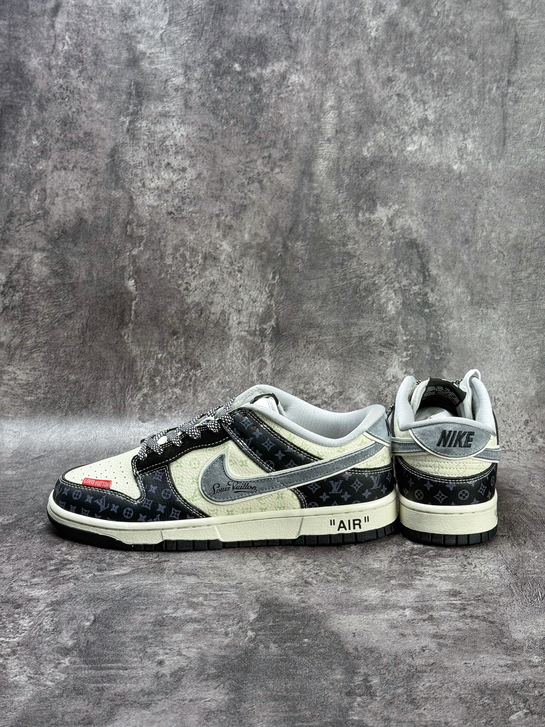 230 Nike SB Dunk Low x Louis Vuitton 黑白满天星 DN3168-035