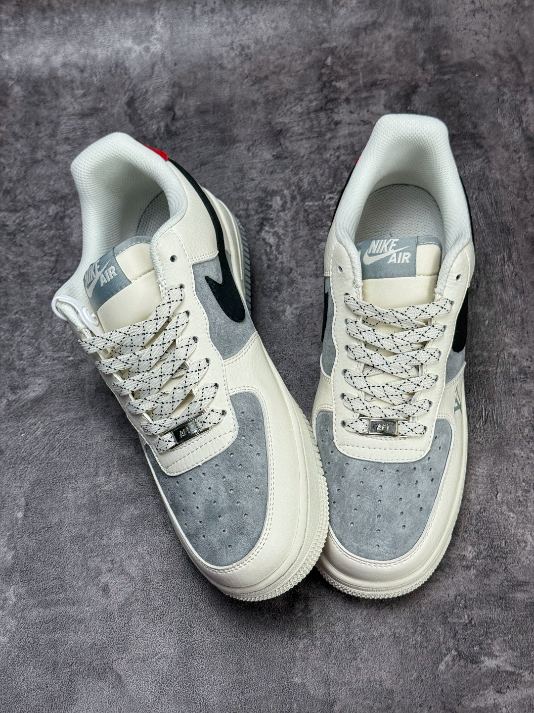 210 Nike Air Force 1 Low 07 x Louis Vuitton 白灰黑满天星 MM3399-823