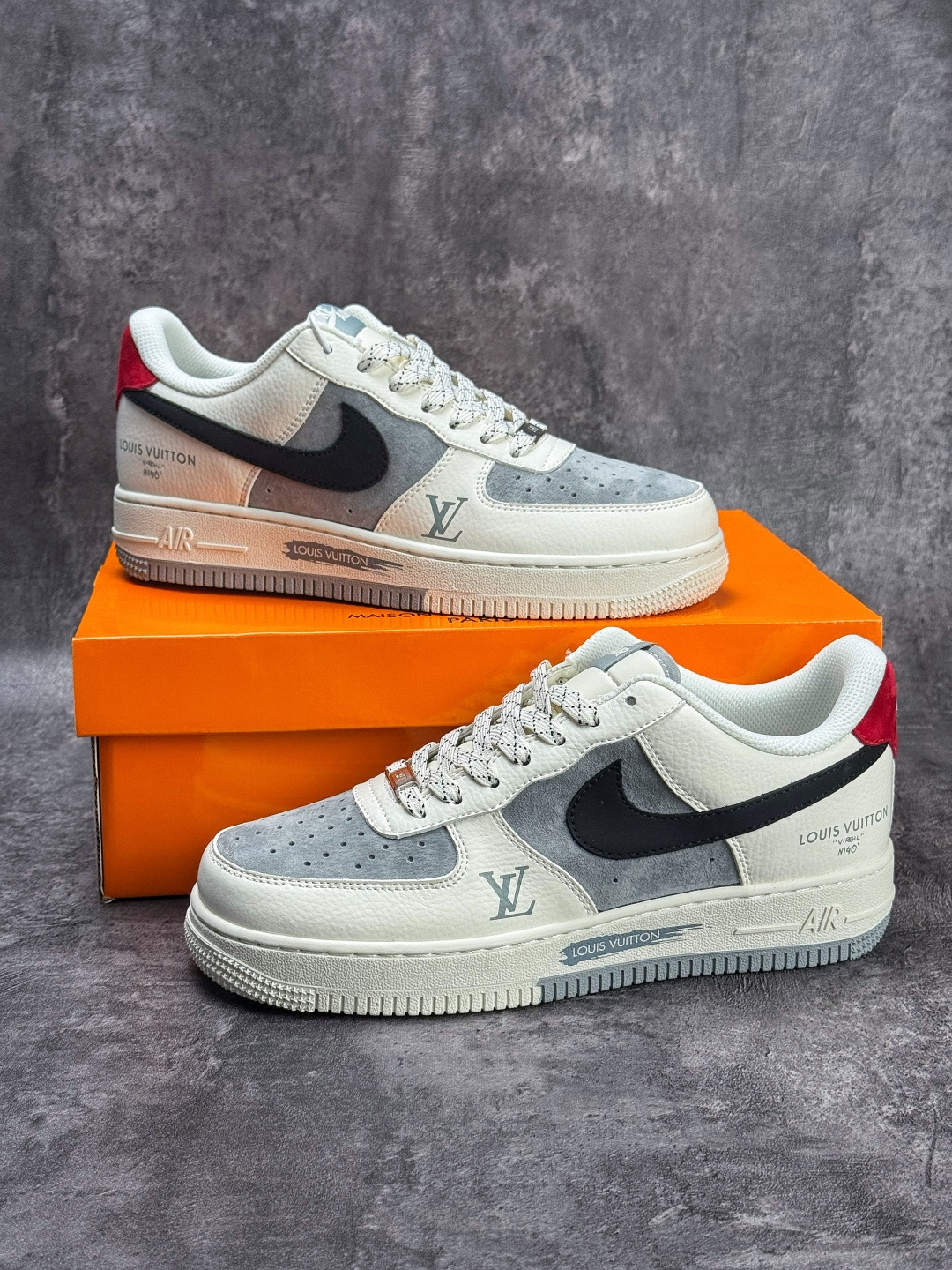 210 Nike Air Force 1 Low 07 x Louis Vuitton 白灰黑满天星 MM3399-823
