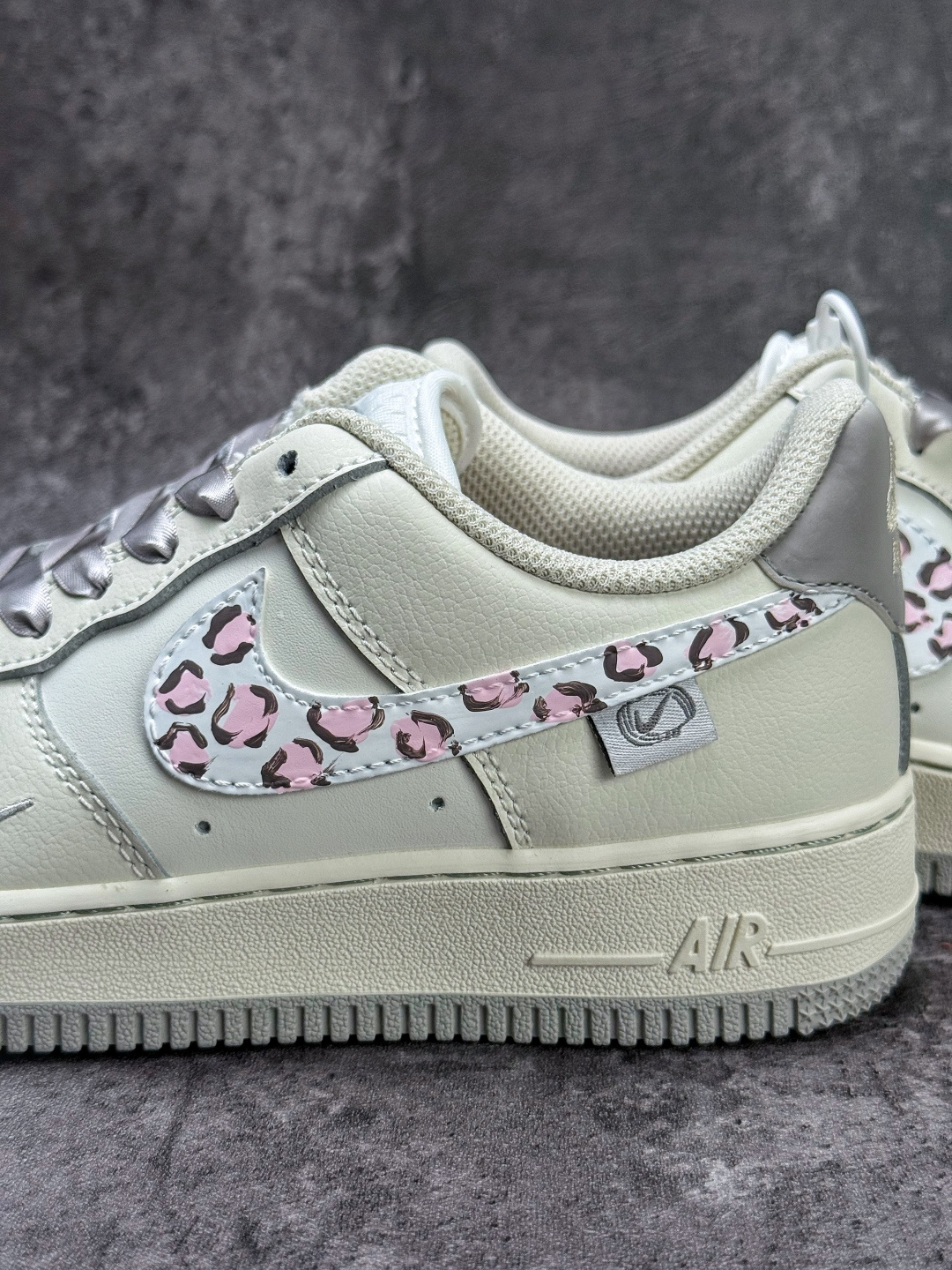 220 Nike Air Force 1 Low 07 白粉小勾 FB1839-323