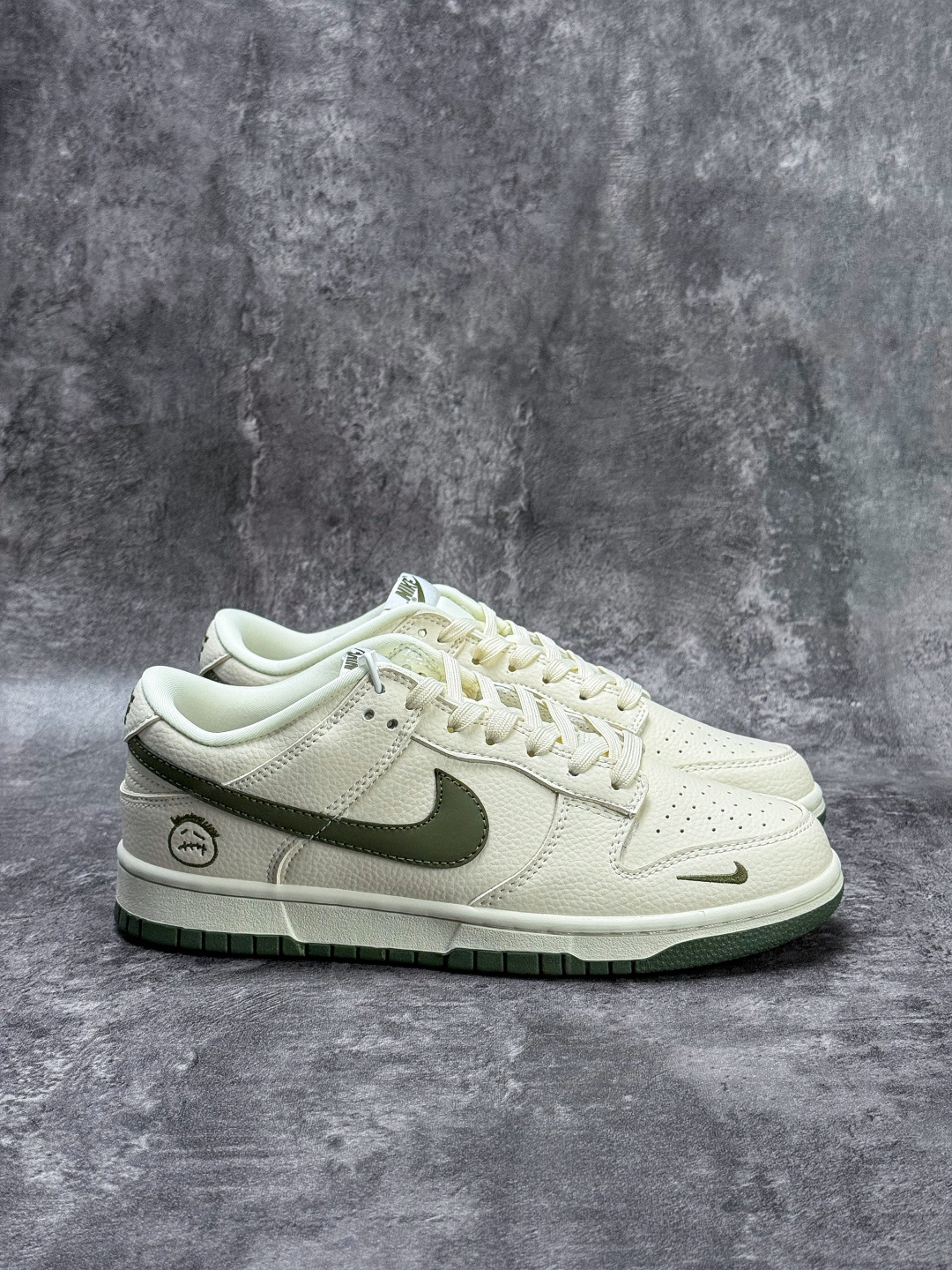 230 Nike SB Dunk Low 白绿小勾 TX1688-024