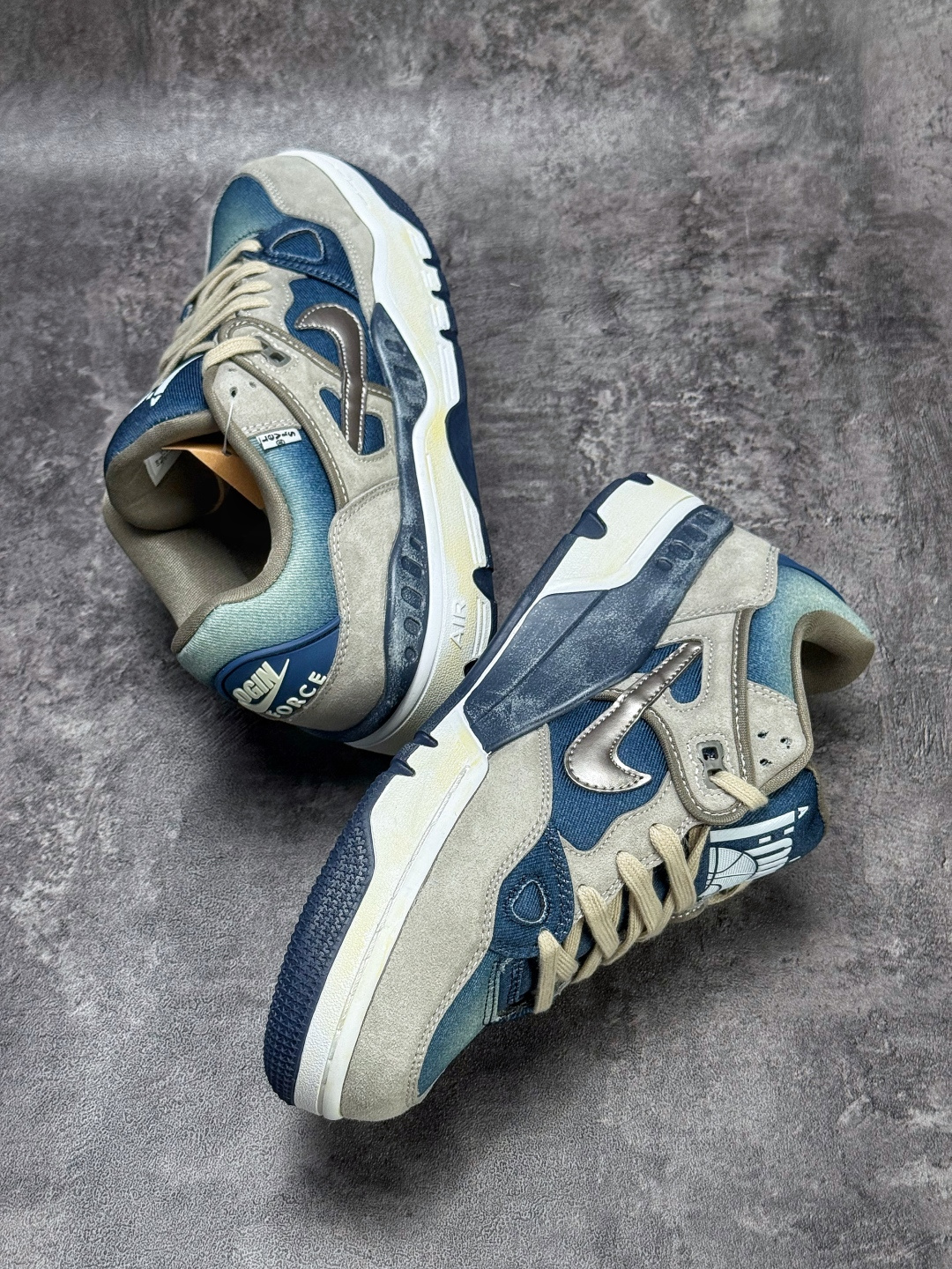 Nike x Levi's x NiAir Force 3 Low 柔软舒适低帮篮球鞋 IB1808-001