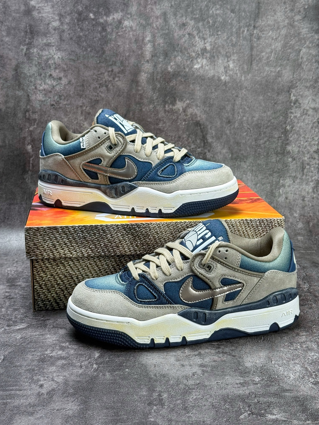 Nike x Levi's x NiAir Force 3 Low 柔软舒适低帮篮球鞋 IB1808-001
