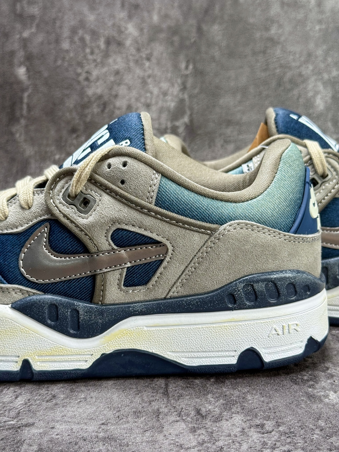 Nike x Levi's x NiAir Force 3 Low 柔软舒适低帮篮球鞋 IB1808-001