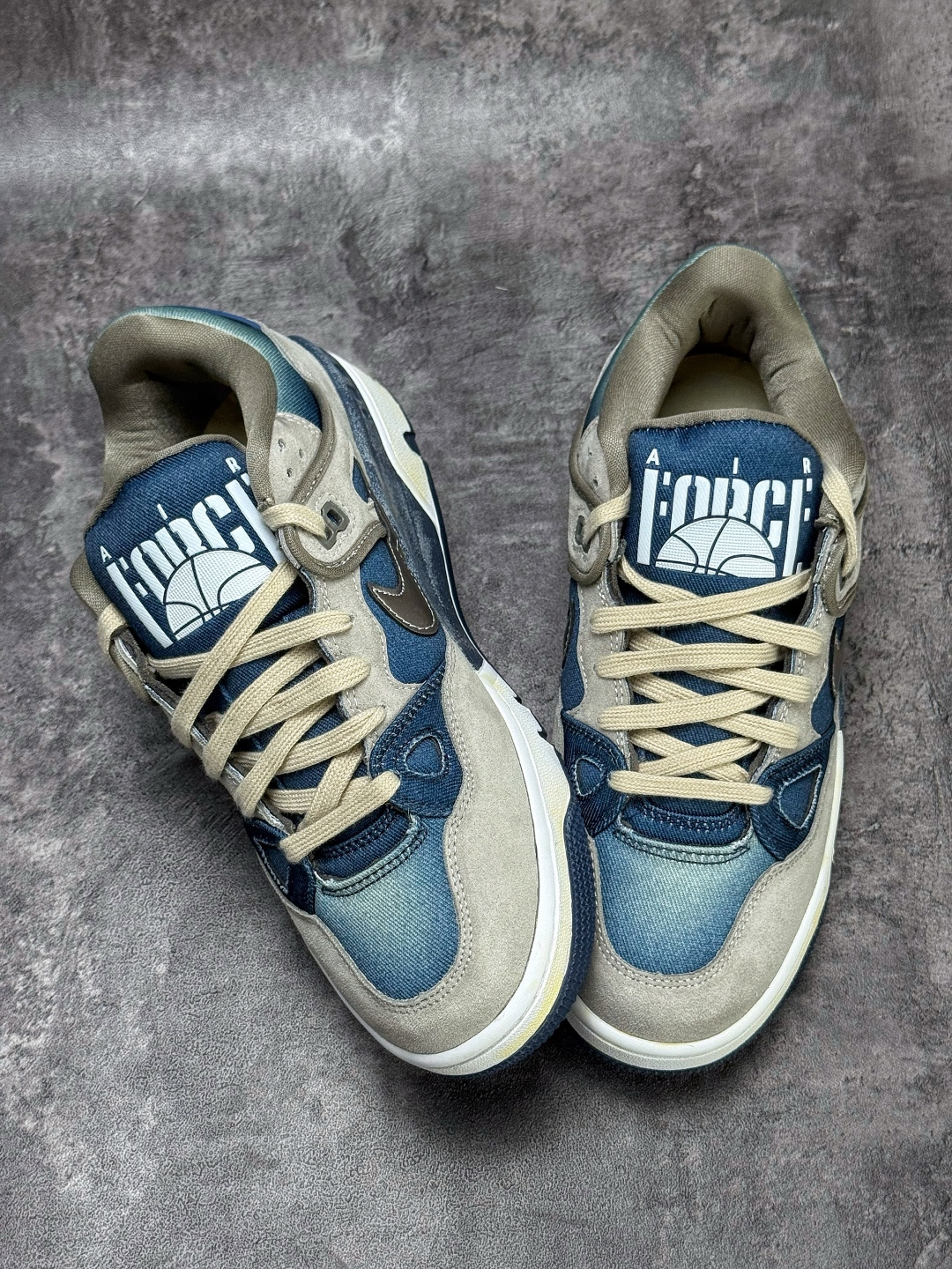 Nike x Levi's x NiAir Force 3 Low 柔软舒适低帮篮球鞋 IB1808-001