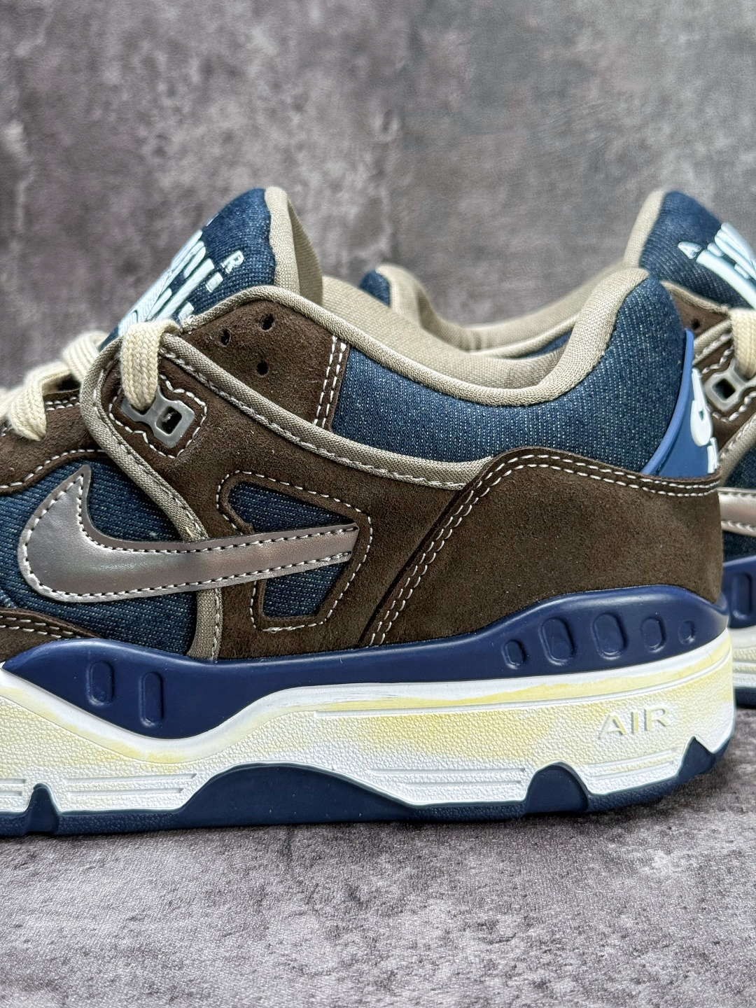 190 Nike x Levi's x NiAir Force 3 Low 柔软舒适低帮篮球鞋 HQ0262-004