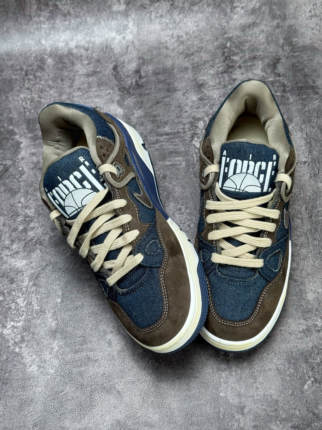 190 Nike x Levi's x NiAir Force 3 Low 柔软舒适低帮篮球鞋 HQ0262-004