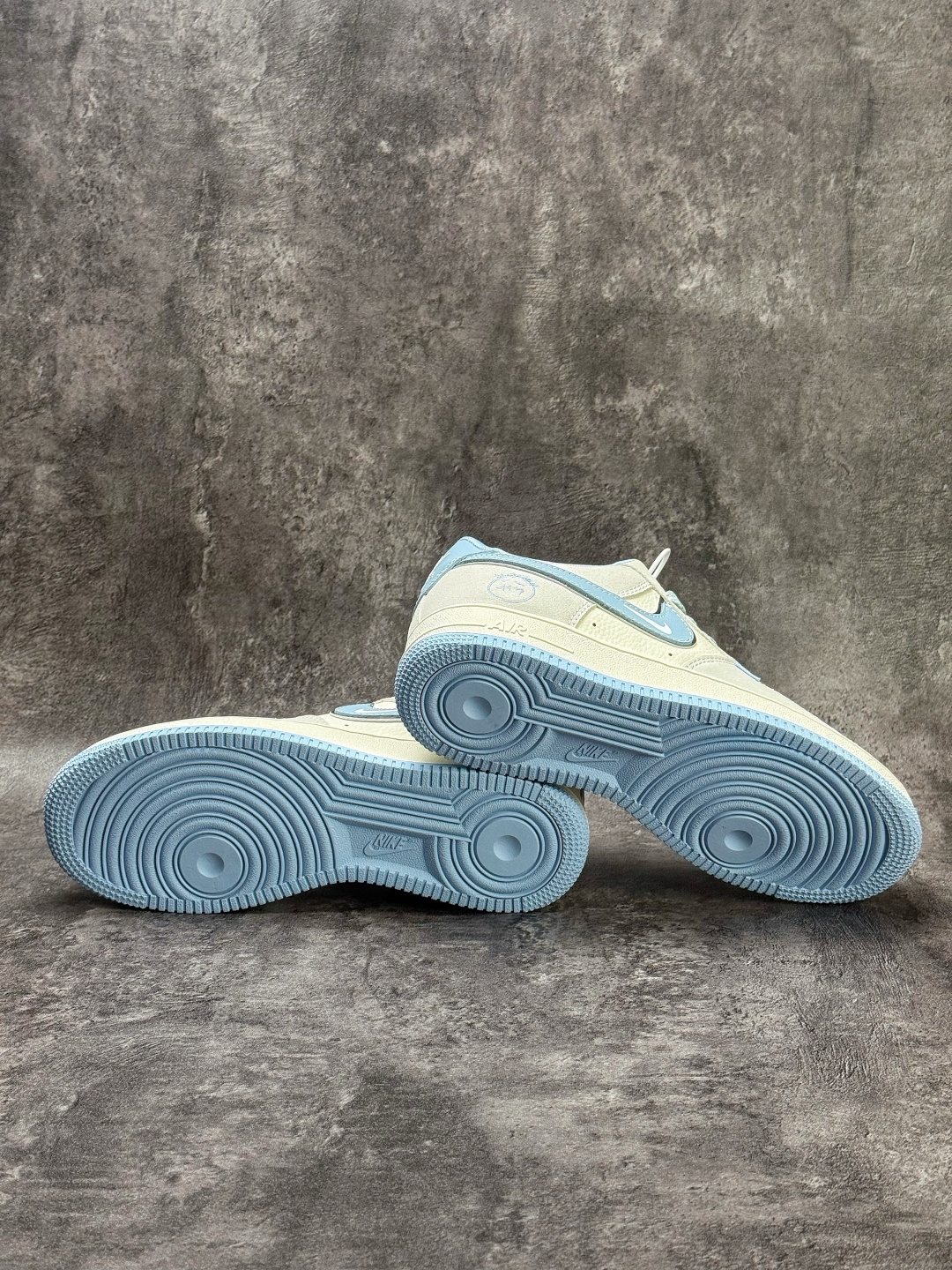 210 Nike Air Force 1 Low 07 灰白蓝小勾 SS1979-022-Chinese UA Cheap High Quatity Brand Clothes Bags handbags Sneakers wholesale wholesaler seller from China Factory suppliers Fashion Clothing Shoes best Quality Beautiful Price 210 Nike Air Force 1 Low 07 灰白蓝小勾 SS1979-022