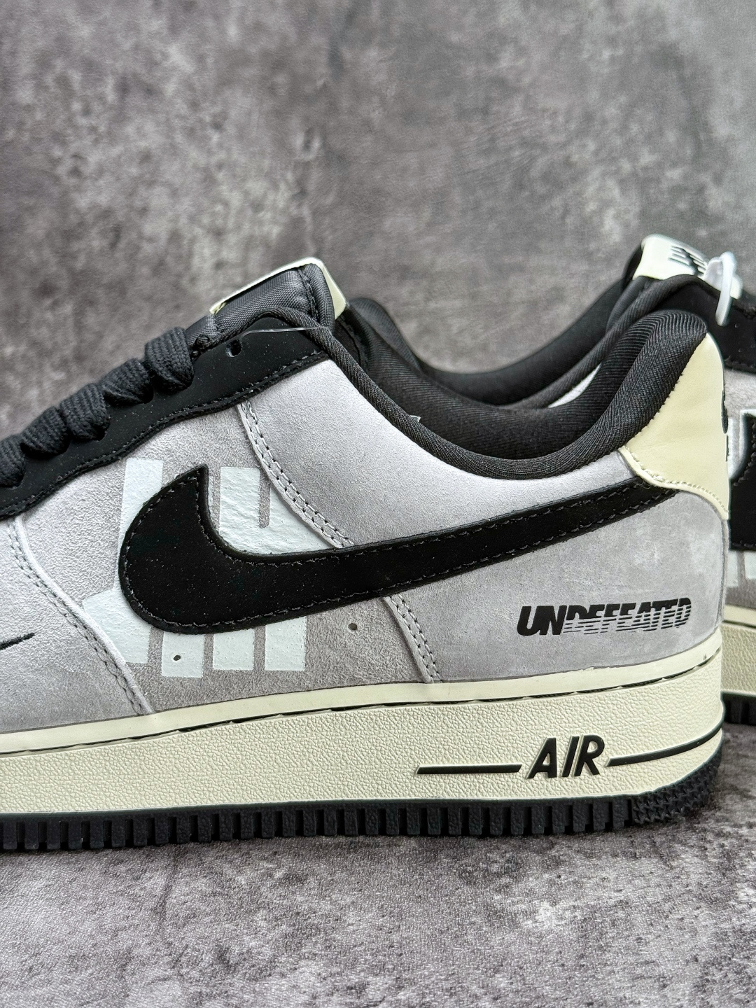210 Nike Air Force 1 Low 07 x UNDEFEATED 灰黑小勾 FV3694-114