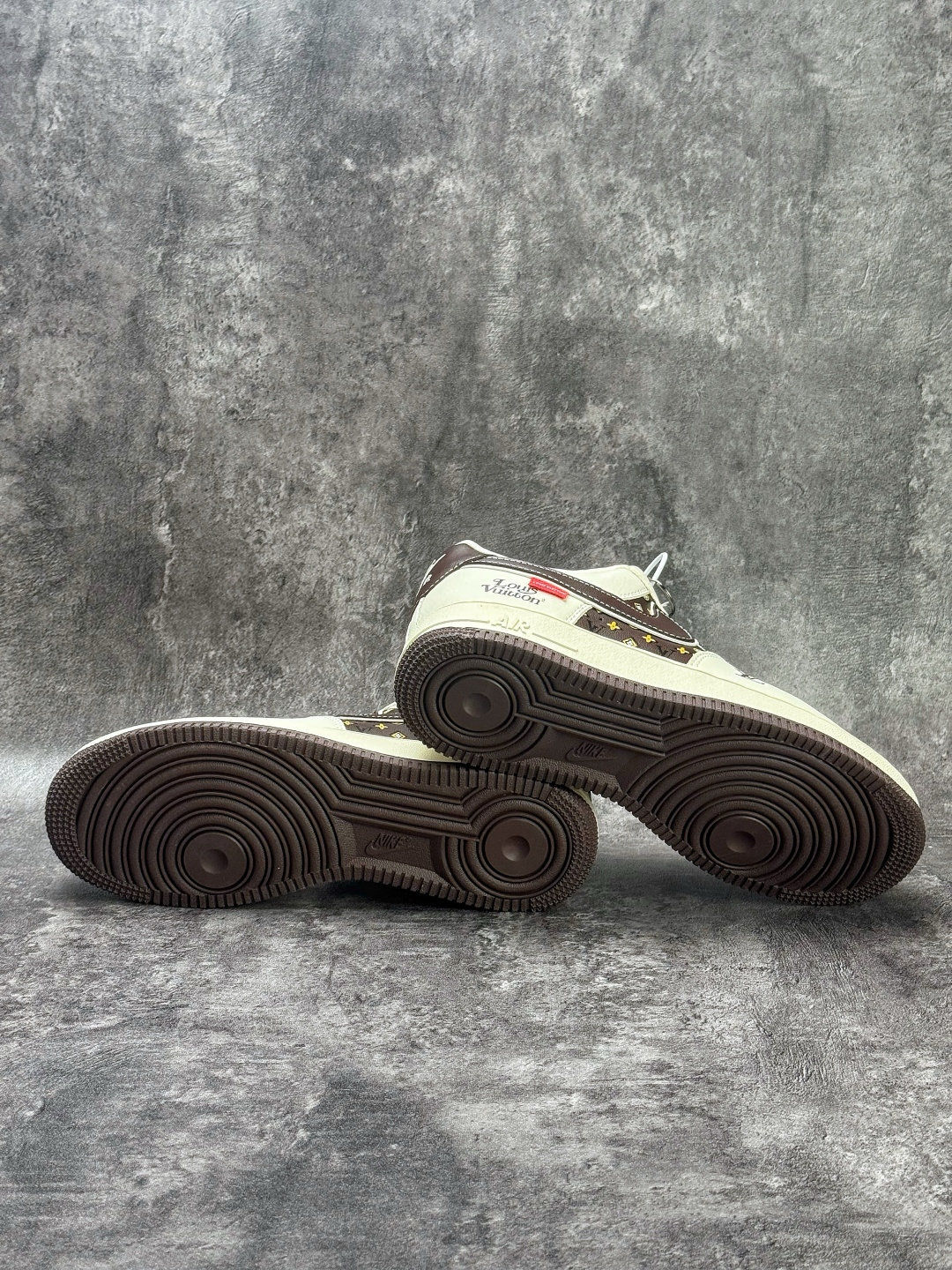 Nike Air Force 1 Low 07 x Louis Vuitton 白棕满天星 KL1688-007