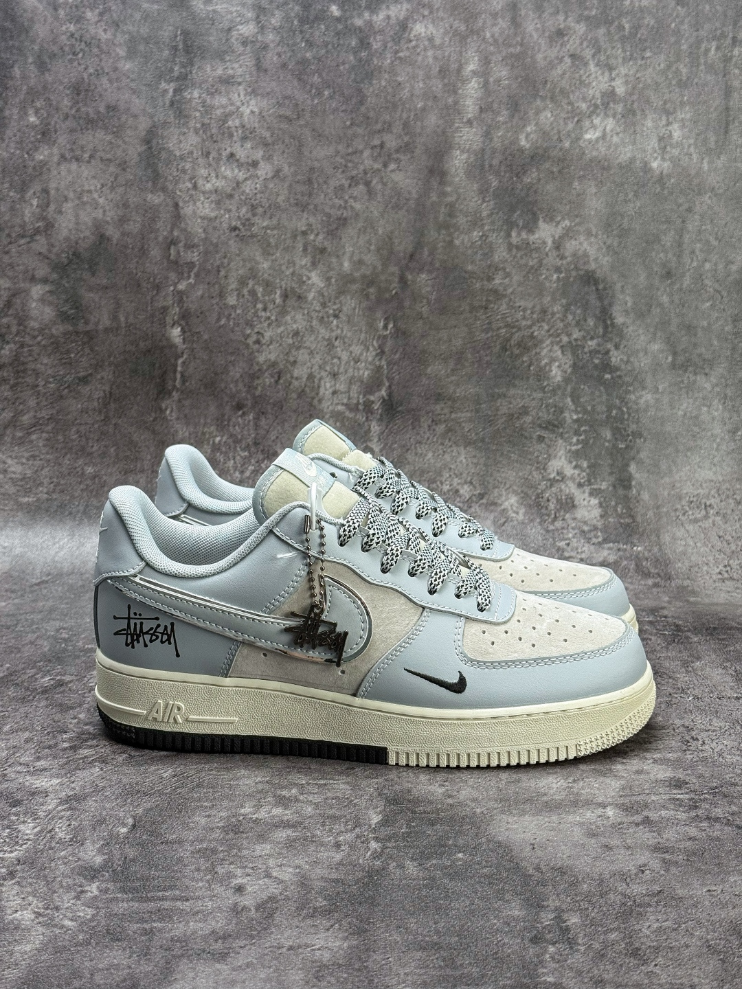 Nike Air Force 1 Low 07 x Stussy 蓝灰小勾满天星 DN1688-818-Top High Quatity Cheap Sneakers Fashion Clothing Clothes Bags handbags Shoes of all Brand wholesale With The best Quality And Beautiful Price from China Factory Chinese suppliers wholesaler seller Nike Air Force 1 Low 07 x Stussy 蓝灰小勾满天星 DN1688-818