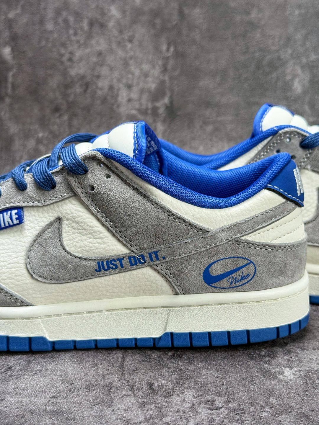 230 Nike SB Dunk Low 灰白蓝小勾 XZ5899-105
