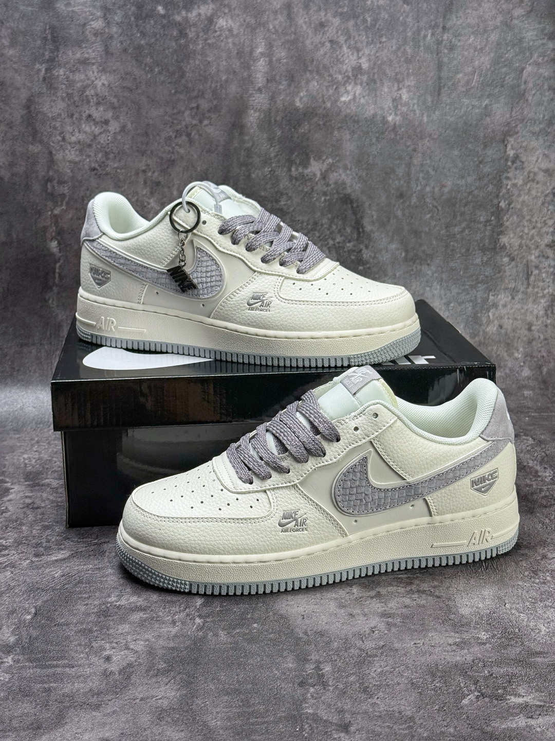 Nike Air Force 1 Low 07 白灰小勾 DN9688-107