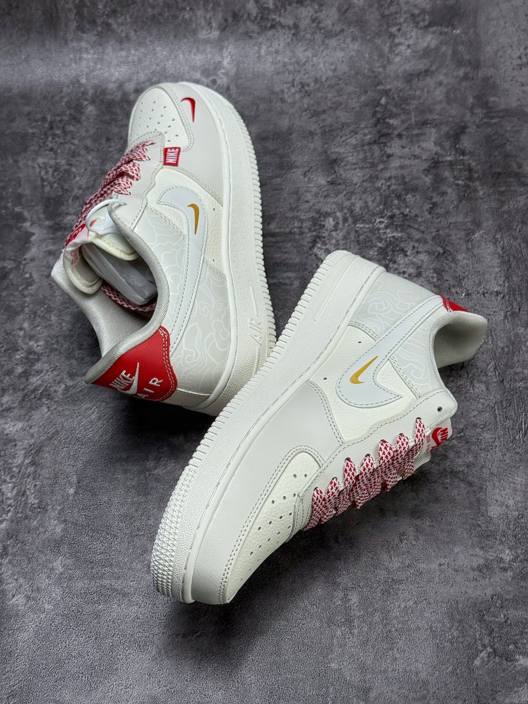 Nike Air Force 1 Low 07 白红双小勾满天星 SS1979-024