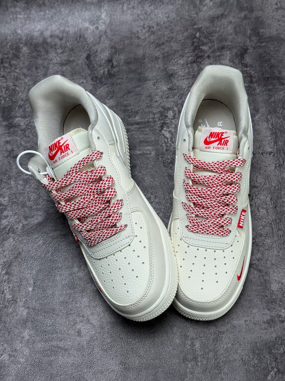 Nike Air Force 1 Low 07 白红双小勾满天星 SS1979-024