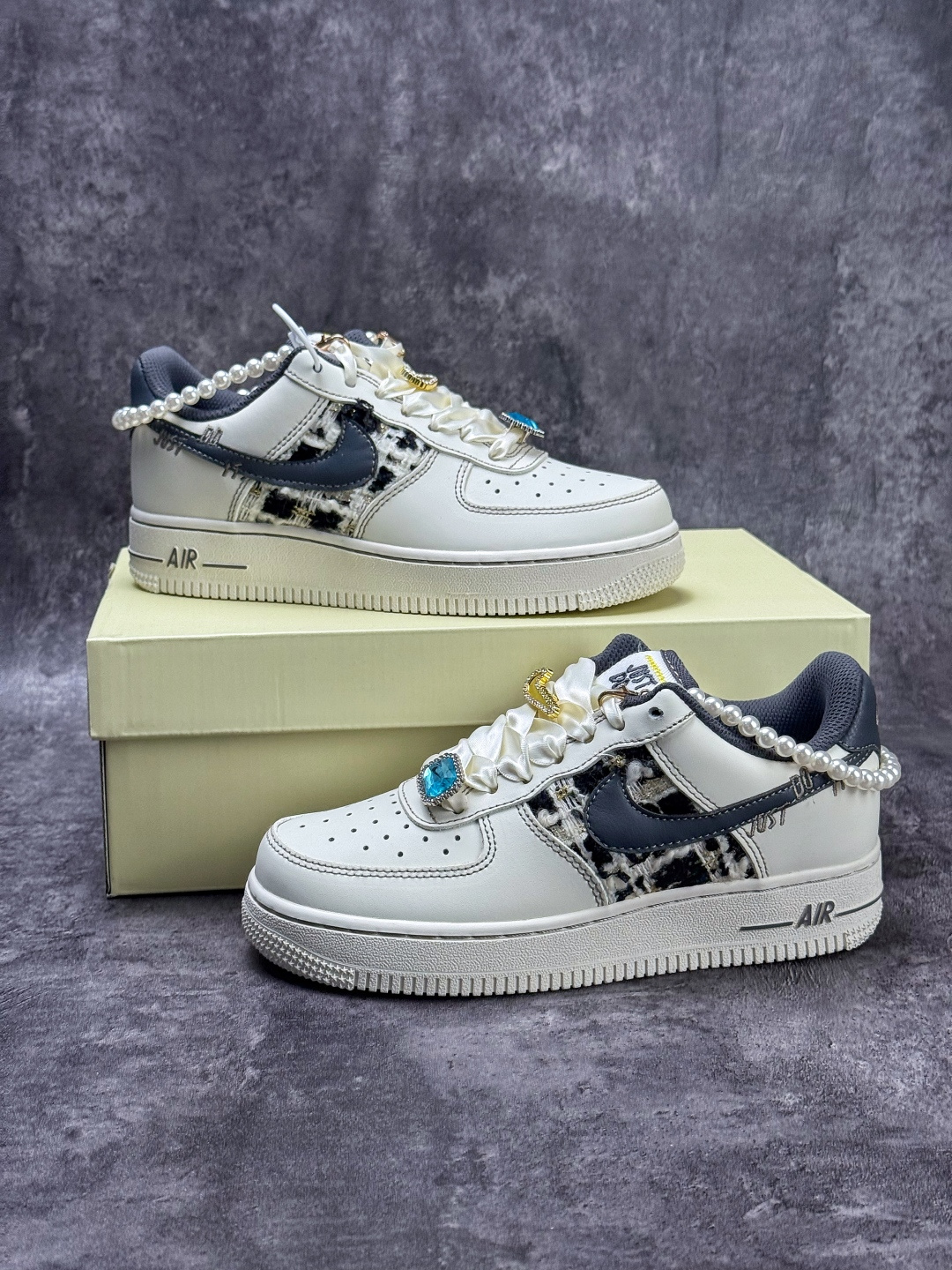 Nike Air Force 1 Low 07 白灰珍珠 FJ7740-071-Top High Quatity Cheap Sneakers Fashion Clothing Clothes Bags handbags Shoes of all Brand wholesale With The best Quality And Beautiful Price from China Factory Chinese suppliers wholesaler seller Nike Air Force 1 Low 07 白灰珍珠 FJ7740-071