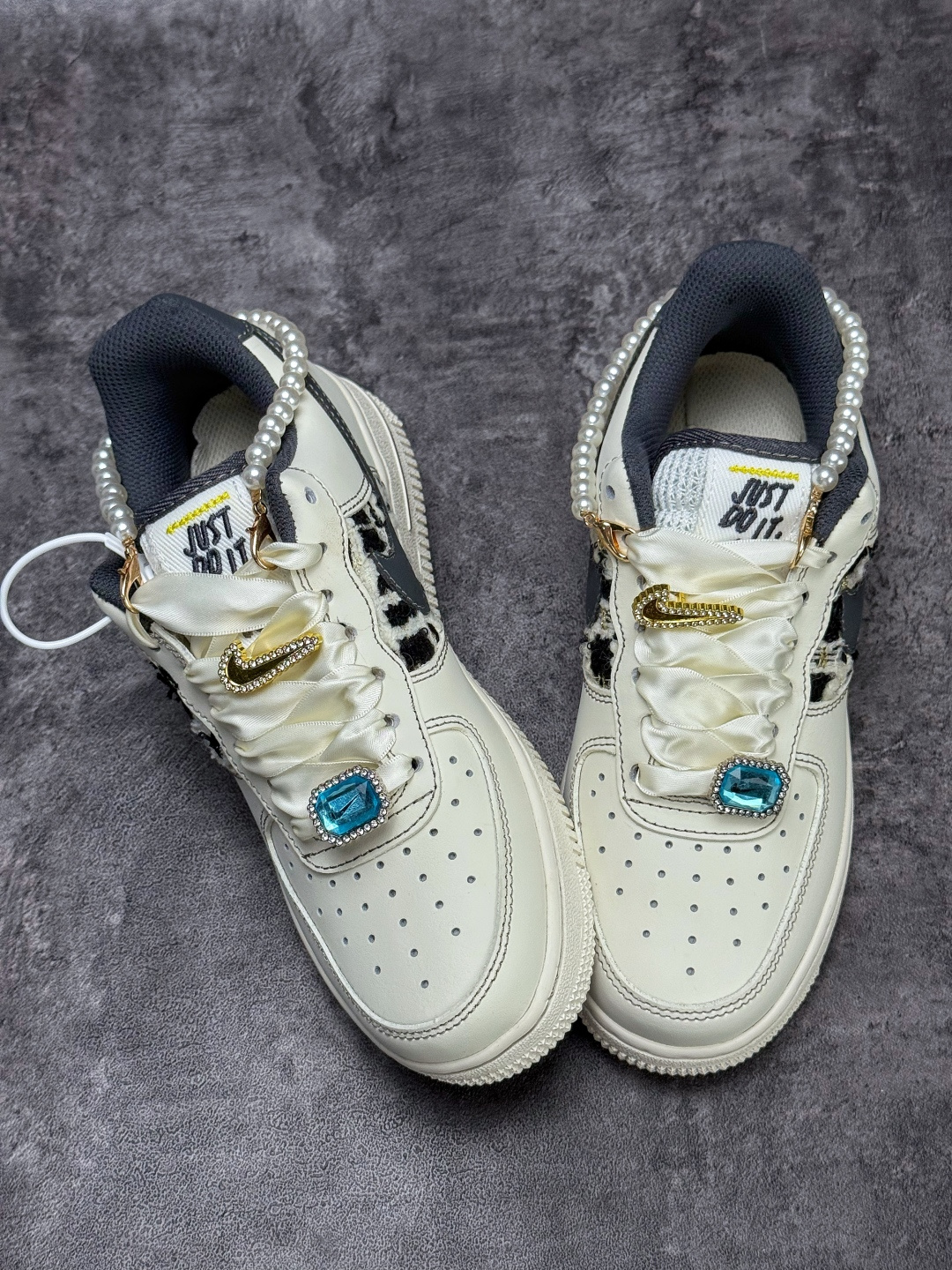 Nike Air Force 1 Low 07 白灰珍珠 FJ7740-071-Top High Quatity Cheap Sneakers Fashion Clothing Clothes Bags handbags Shoes of all Brand wholesale With The best Quality And Beautiful Price from China Factory Chinese suppliers wholesaler seller Nike Air Force 1 Low 07 白灰珍珠 FJ7740-071