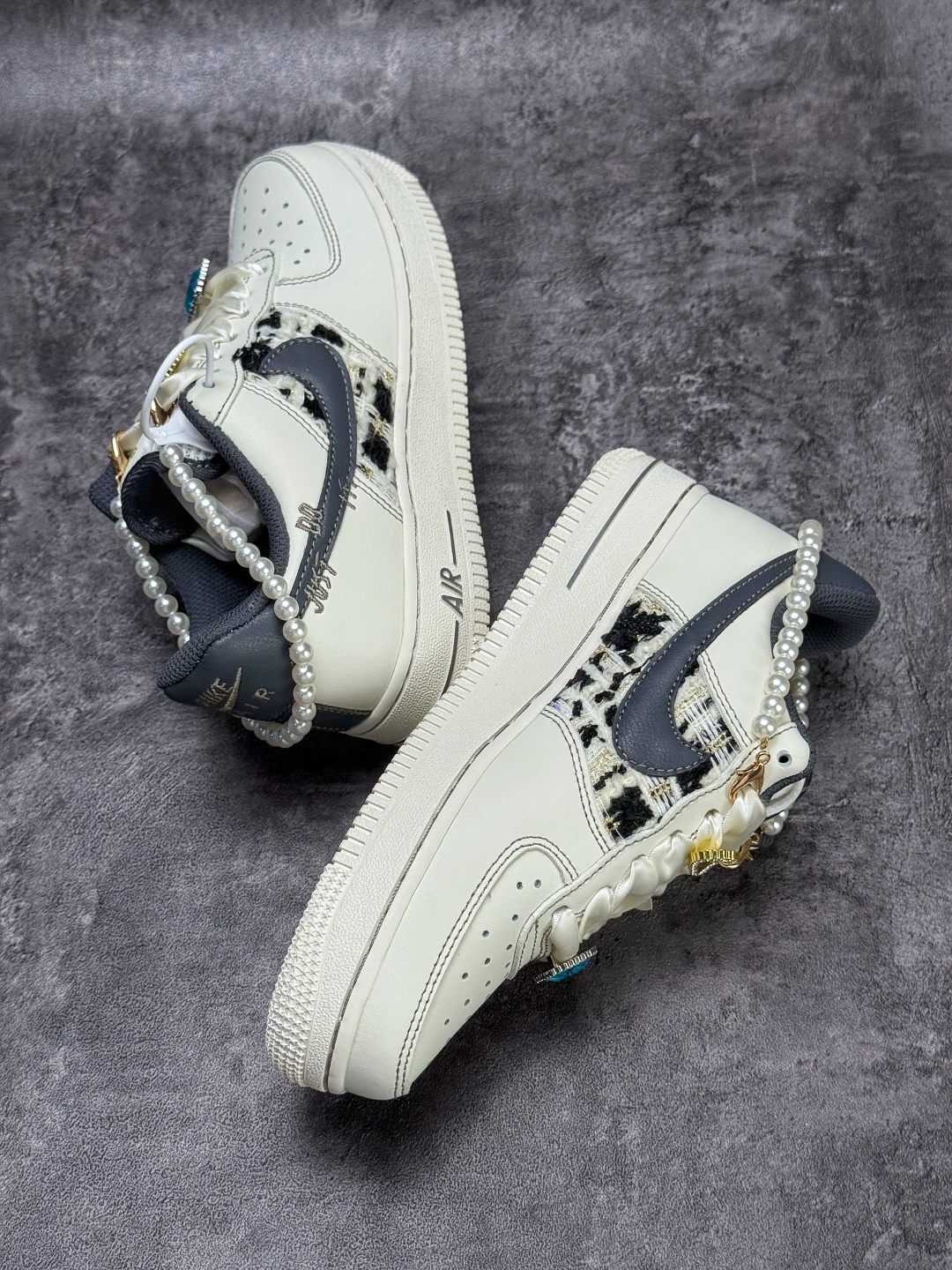 Nike Air Force 1 Low 07 白灰珍珠 FJ7740-071-Top High Quatity Cheap Sneakers Fashion Clothing Clothes Bags handbags Shoes of all Brand wholesale With The best Quality And Beautiful Price from China Factory Chinese suppliers wholesaler seller Nike Air Force 1 Low 07 白灰珍珠 FJ7740-071