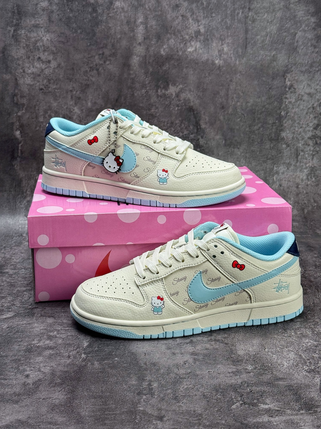 Nike SB Dunk Low x Stussy Hello Kitty 白蓝 SG6688-010-Top High Quatity Cheap Sneakers Fashion Clothing Clothes Bags handbags Shoes of all Brand wholesale With The best Quality And Beautiful Price from China Factory Chinese suppliers wholesaler seller Nike SB Dunk Low x Stussy Hello Kitty 白蓝 SG6688-010