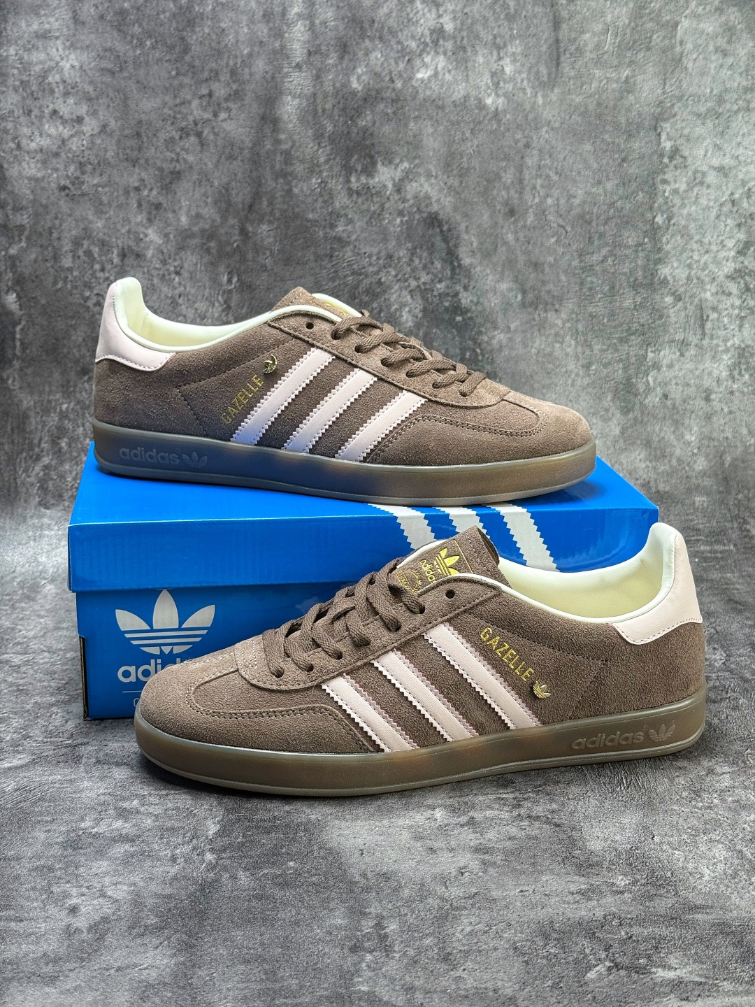 Adidas originals Gazelle Indoor W 复古单品 JR2431-High Quatity Cheap Brand wholesale wholesaler seller Clothes Bags handbags Sneakers Top Fashion Clothing Shoes from China Factory Chinese suppliers best Quality Beautiful Price Adidas originals Gazelle Indoor W 复古单品 JR2431