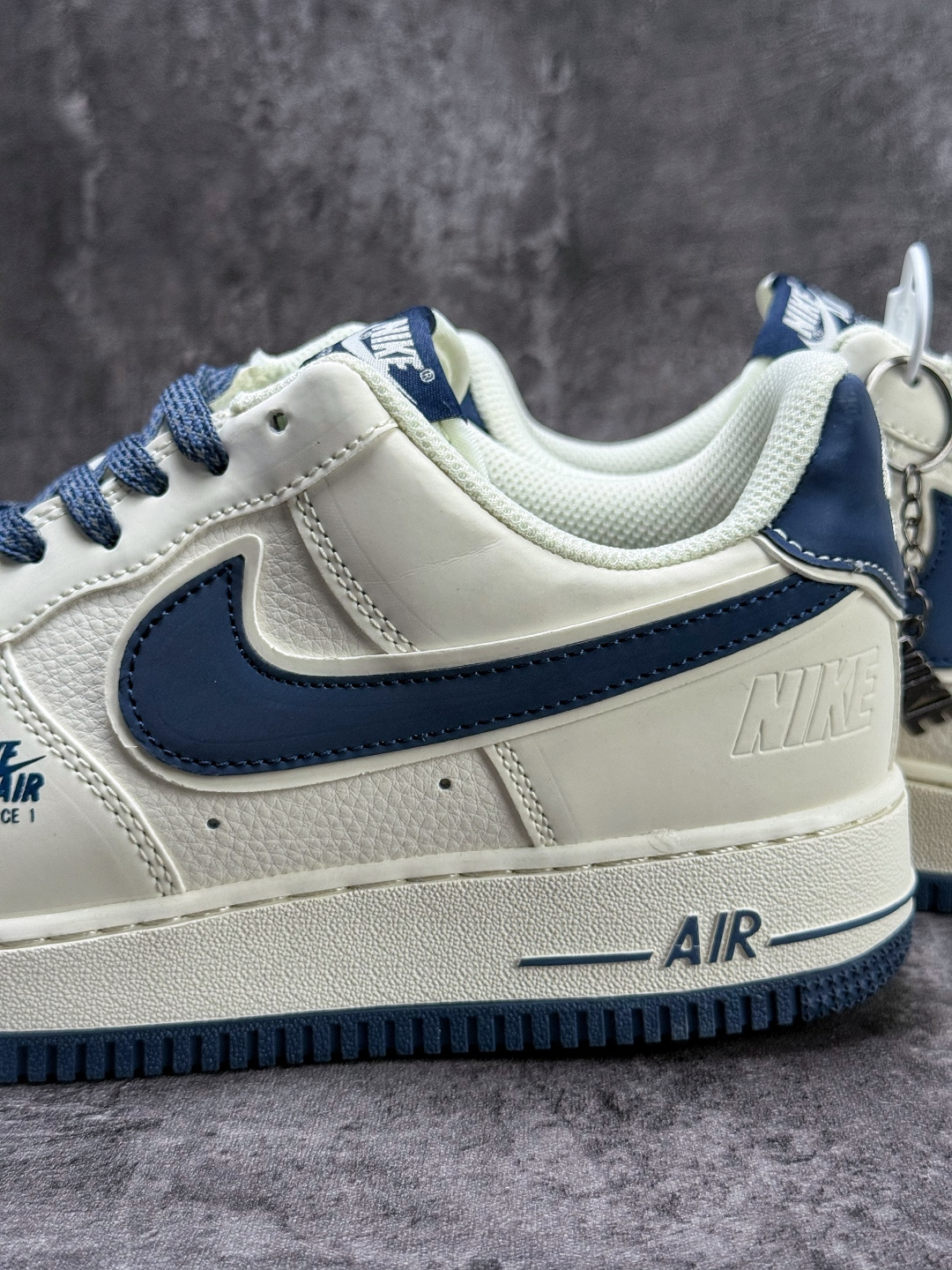 Nike Air Force 1 Low 07 白蓝小勾满天星 DD1982-351-High Quatity Cheap Brand wholesale wholesaler seller Clothes Bags handbags Sneakers Top Fashion Clothing Shoes from China Factory Chinese suppliers best Quality Beautiful Price Nike Air Force 1 Low 07 白蓝小勾满天星 DD1982-351