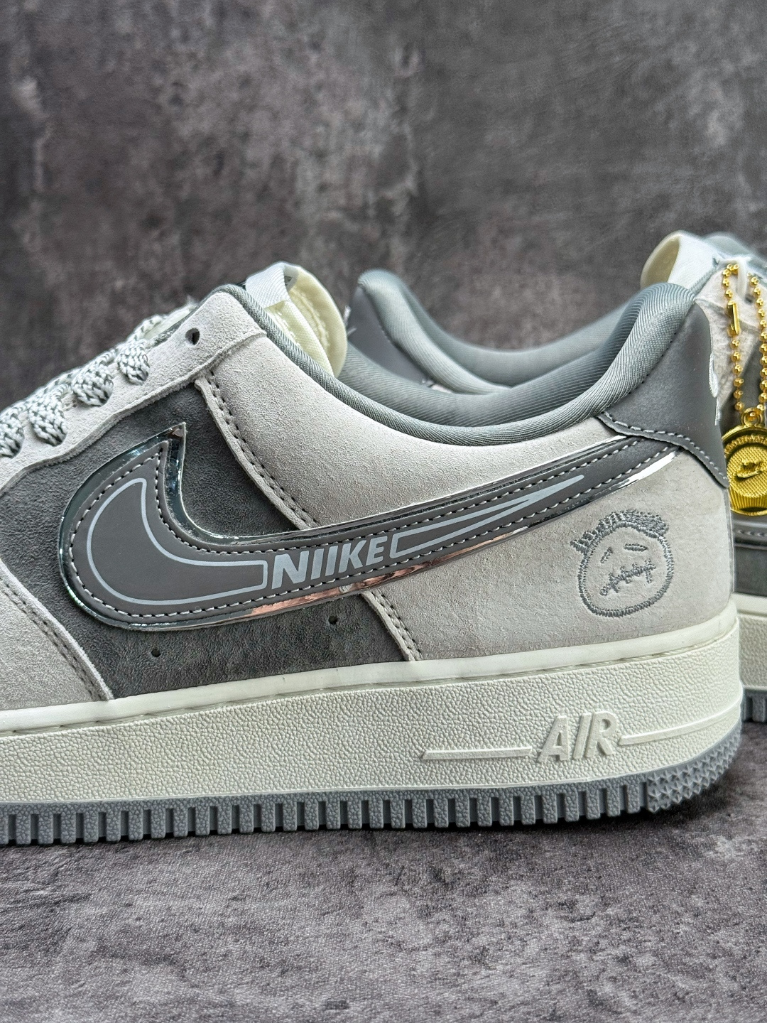 Nike Air Force 1 Low 07 深灰双小勾满天星 WY0655-102-High Quatity Cheap Brand wholesale wholesaler seller Clothes Bags handbags Sneakers Top Fashion Clothing Shoes from China Factory Chinese suppliers best Quality Beautiful Price Nike Air Force 1 Low 07 深灰双小勾满天星 WY0655-102